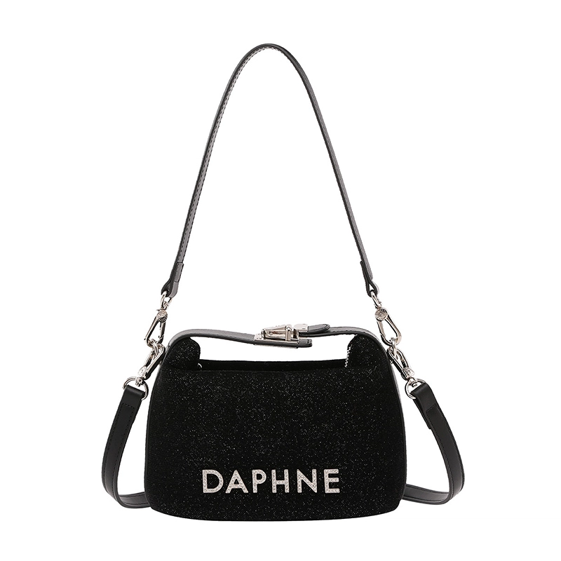 DAPHNE PU