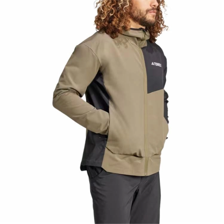 adidas Terrex MULTI Logo