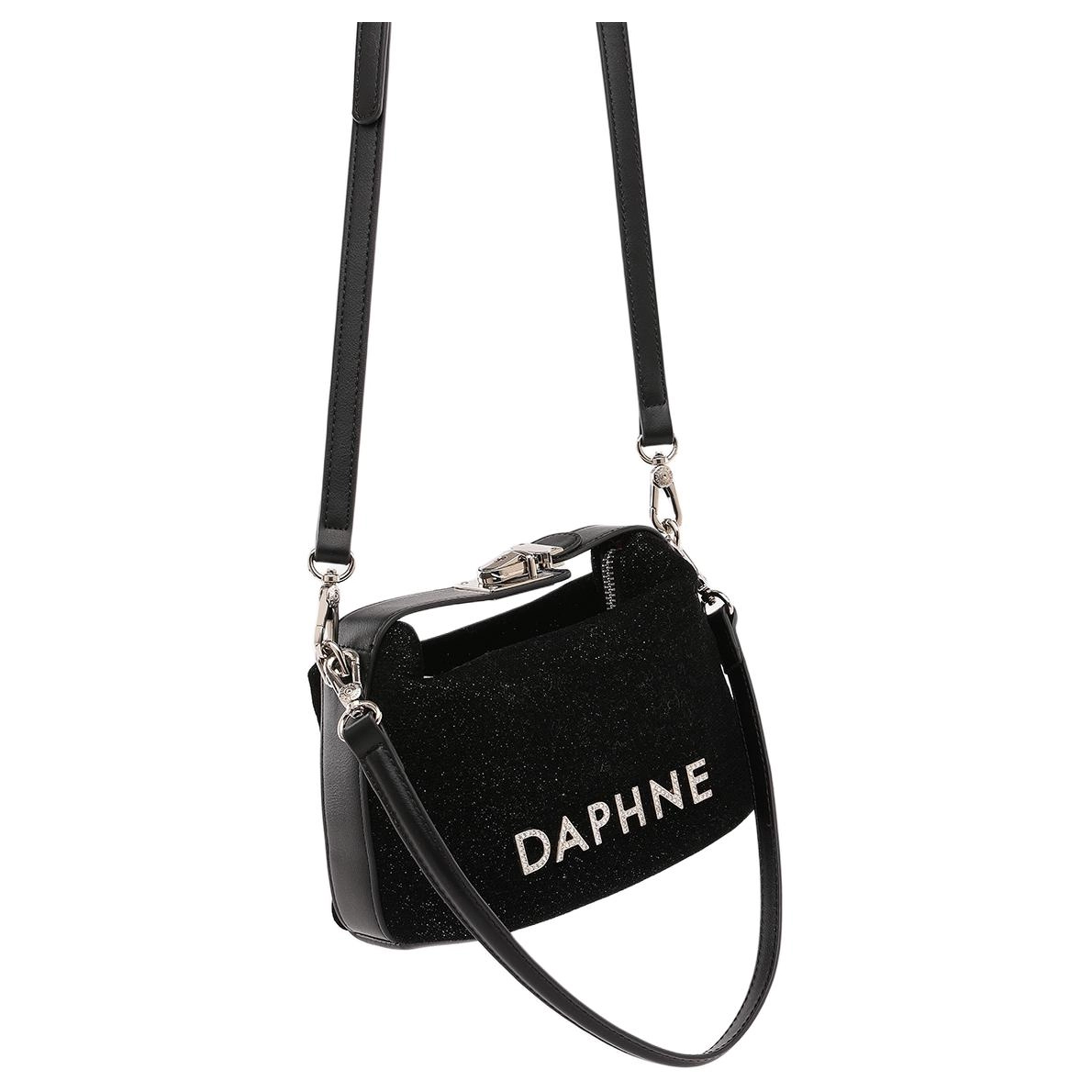 DAPHNE PU
