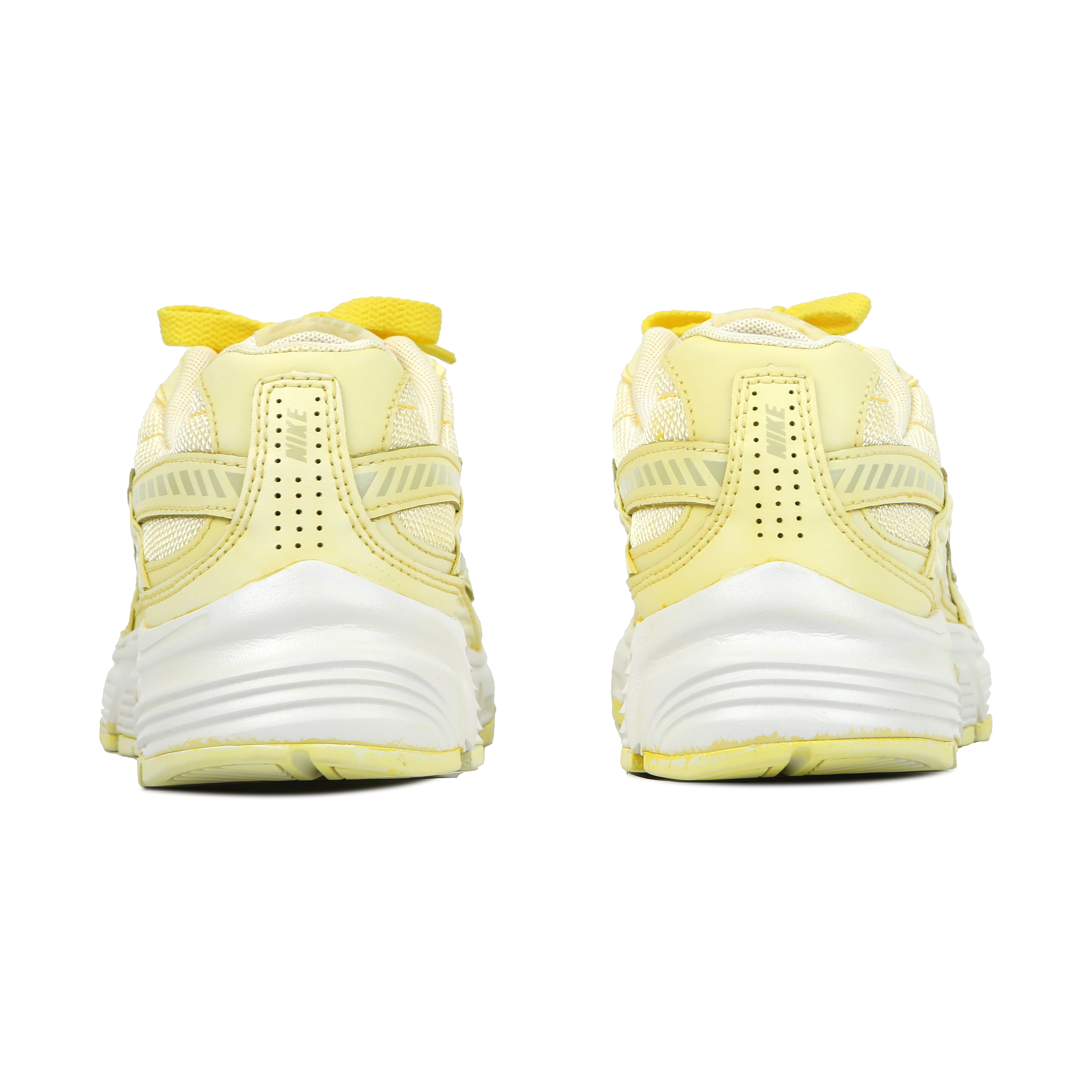 Nike Initiator