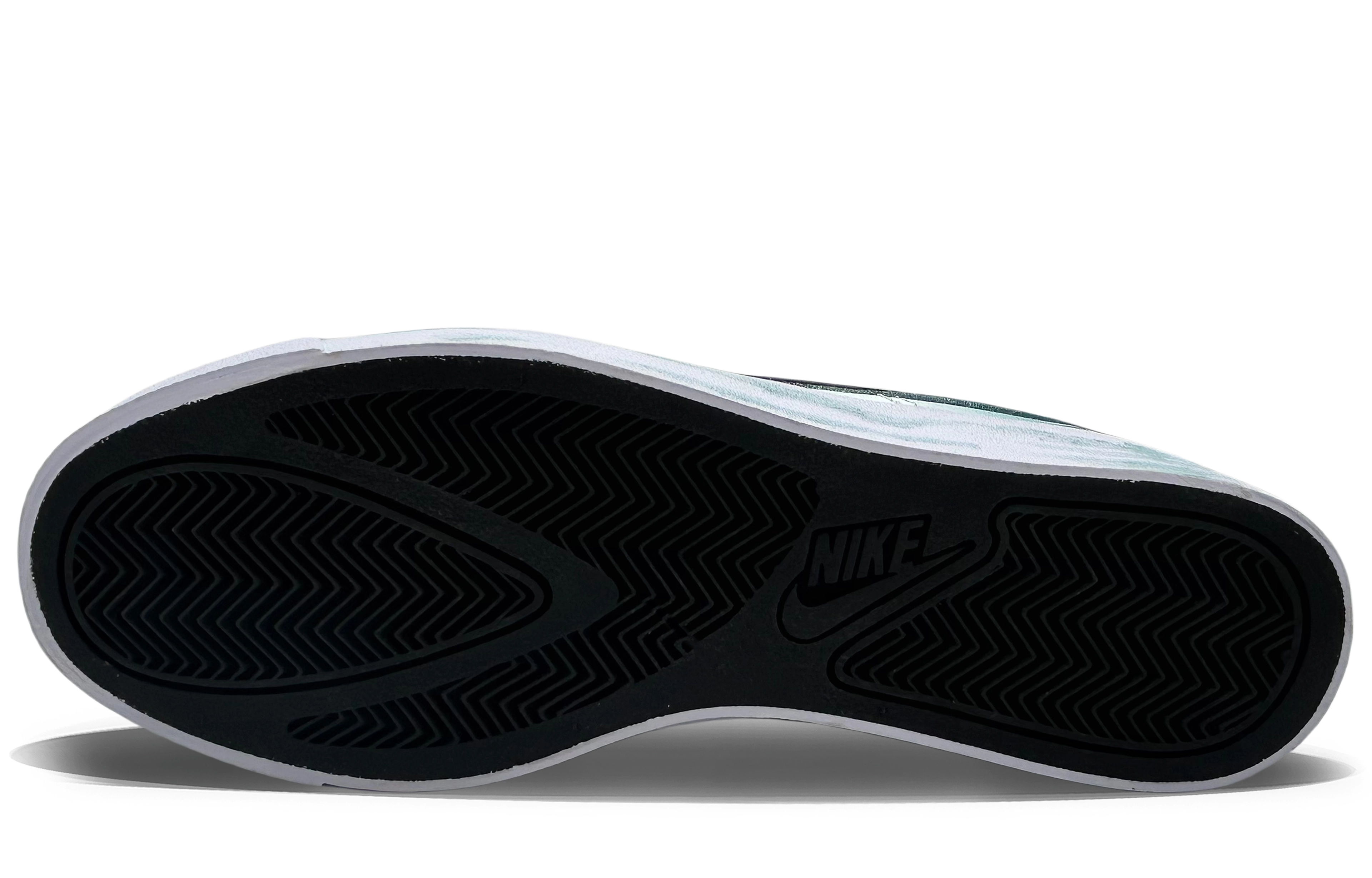 Nike Court Royale 2