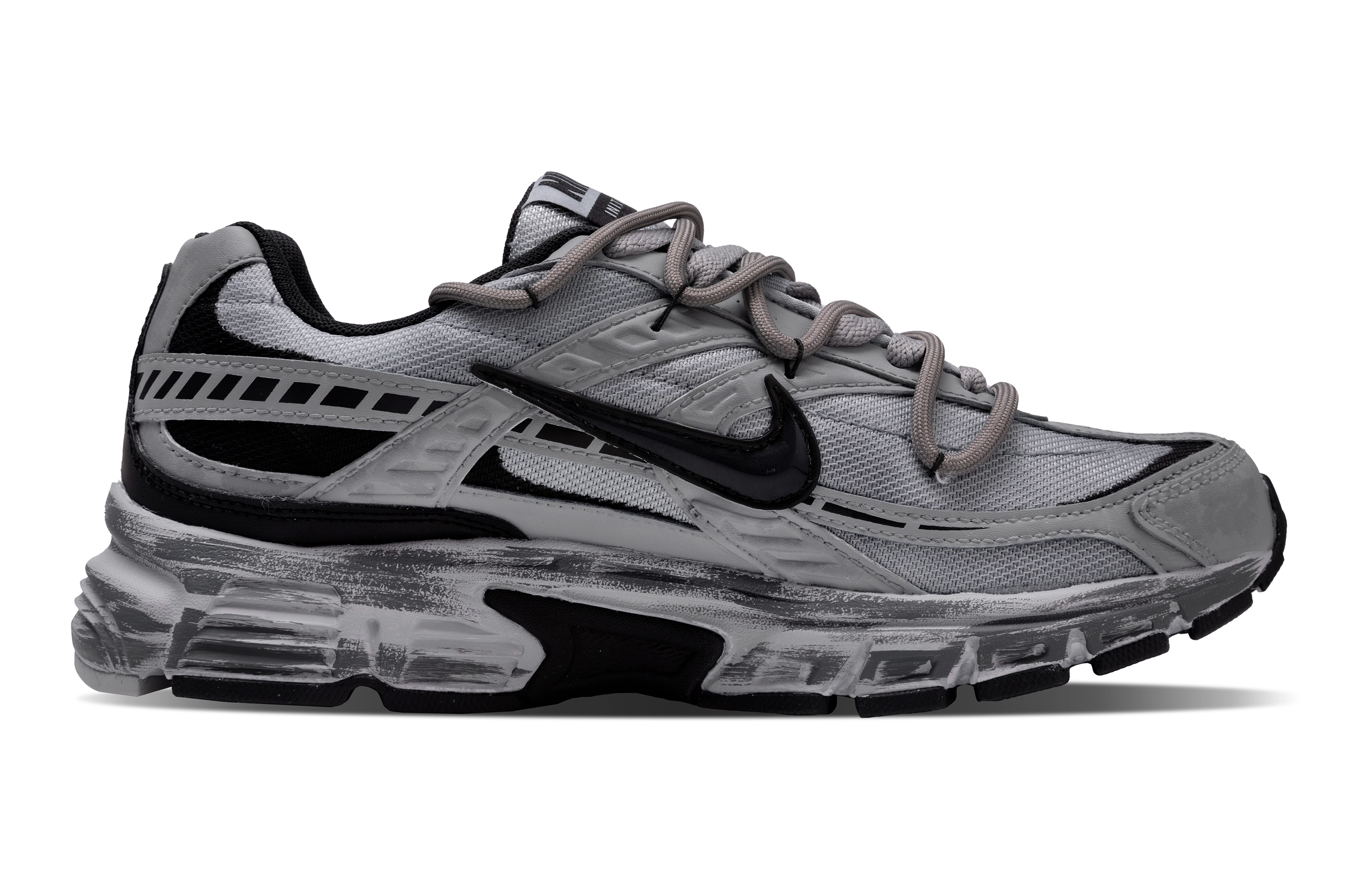 Nike Initiator