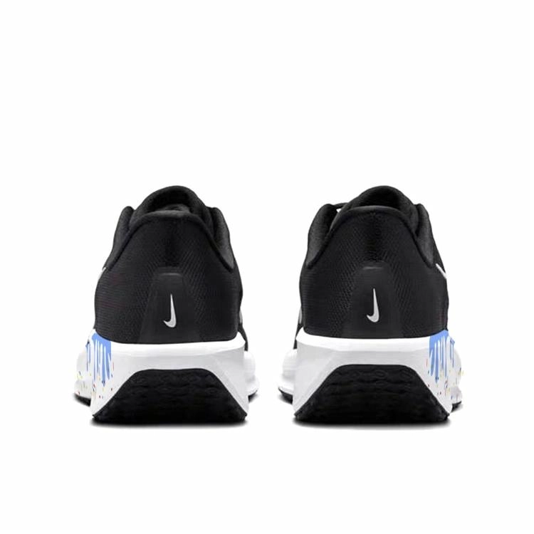Nike Quest 6