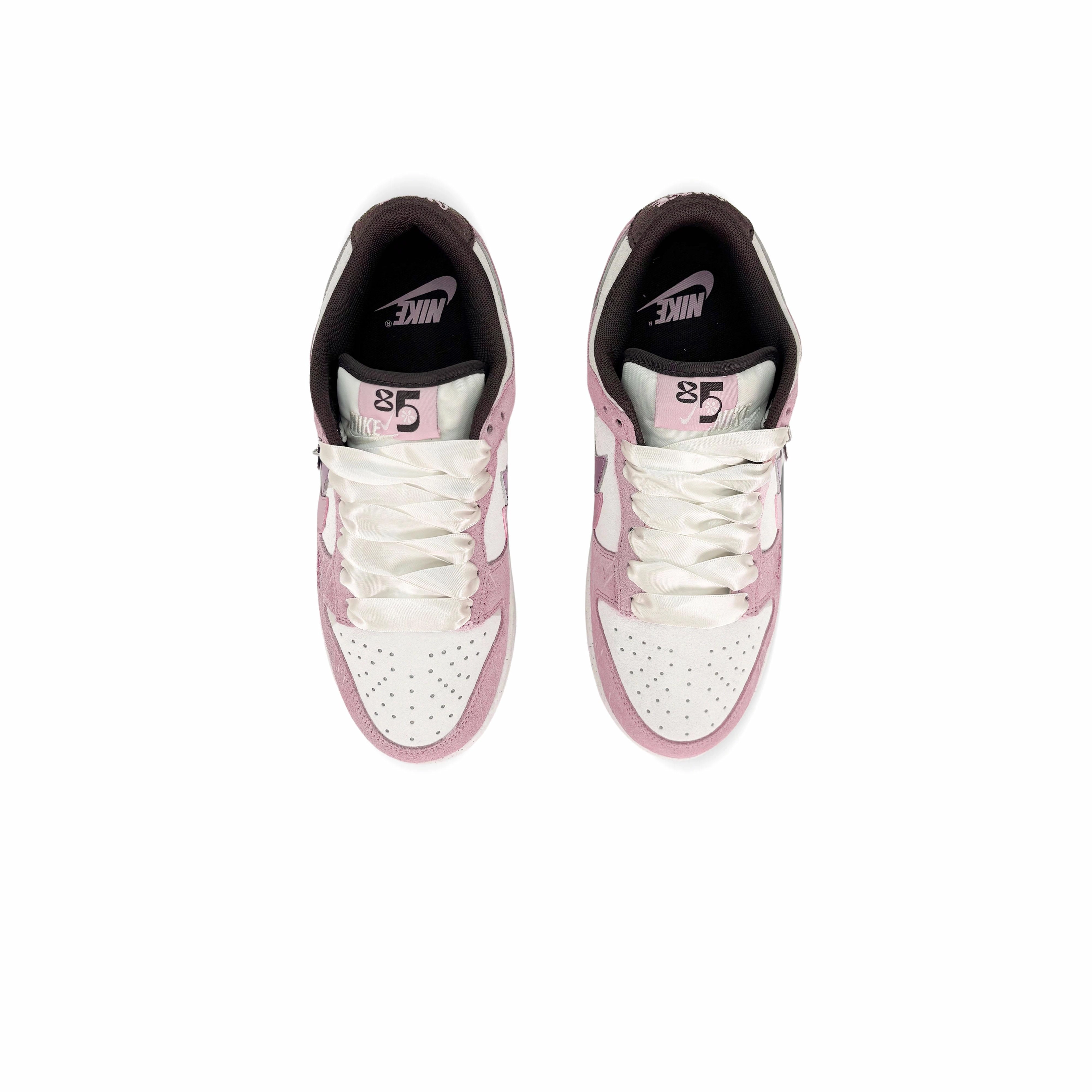 Nike Dunk LowDouble Swoosh