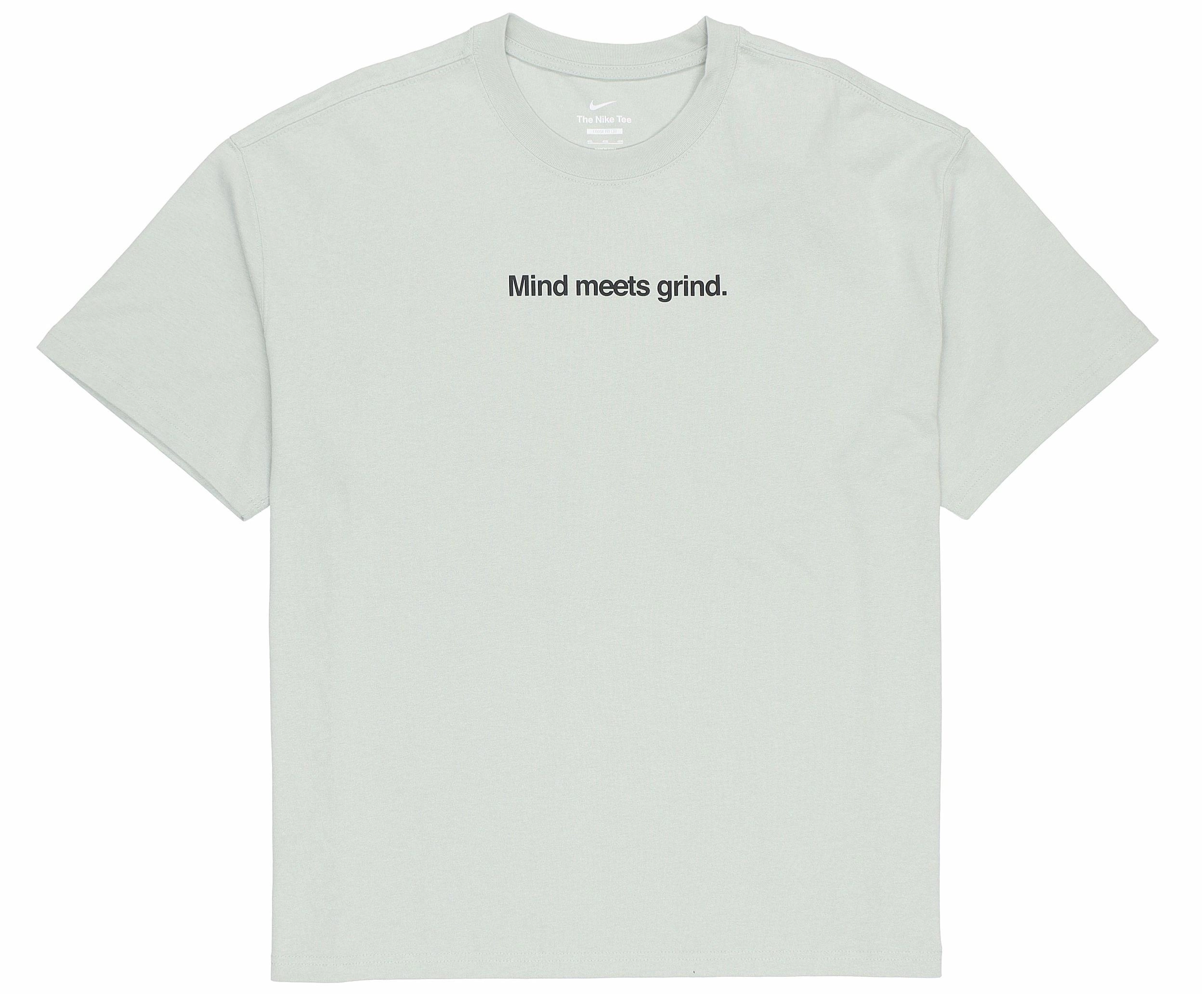 Nike T