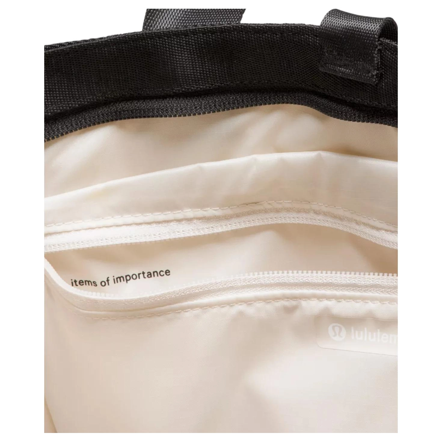 lululemon RACKET 19L
