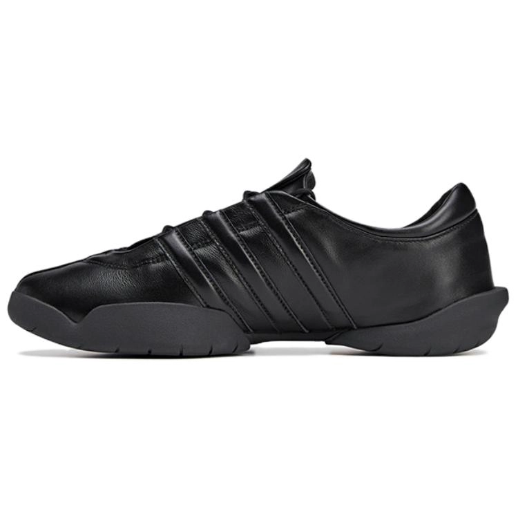 Y-3