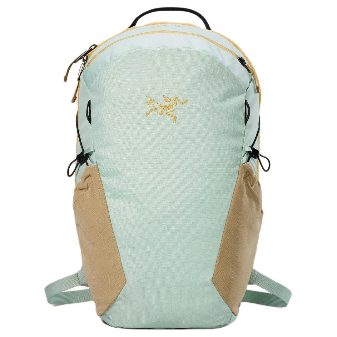 Arcteryx Mantis 16L )