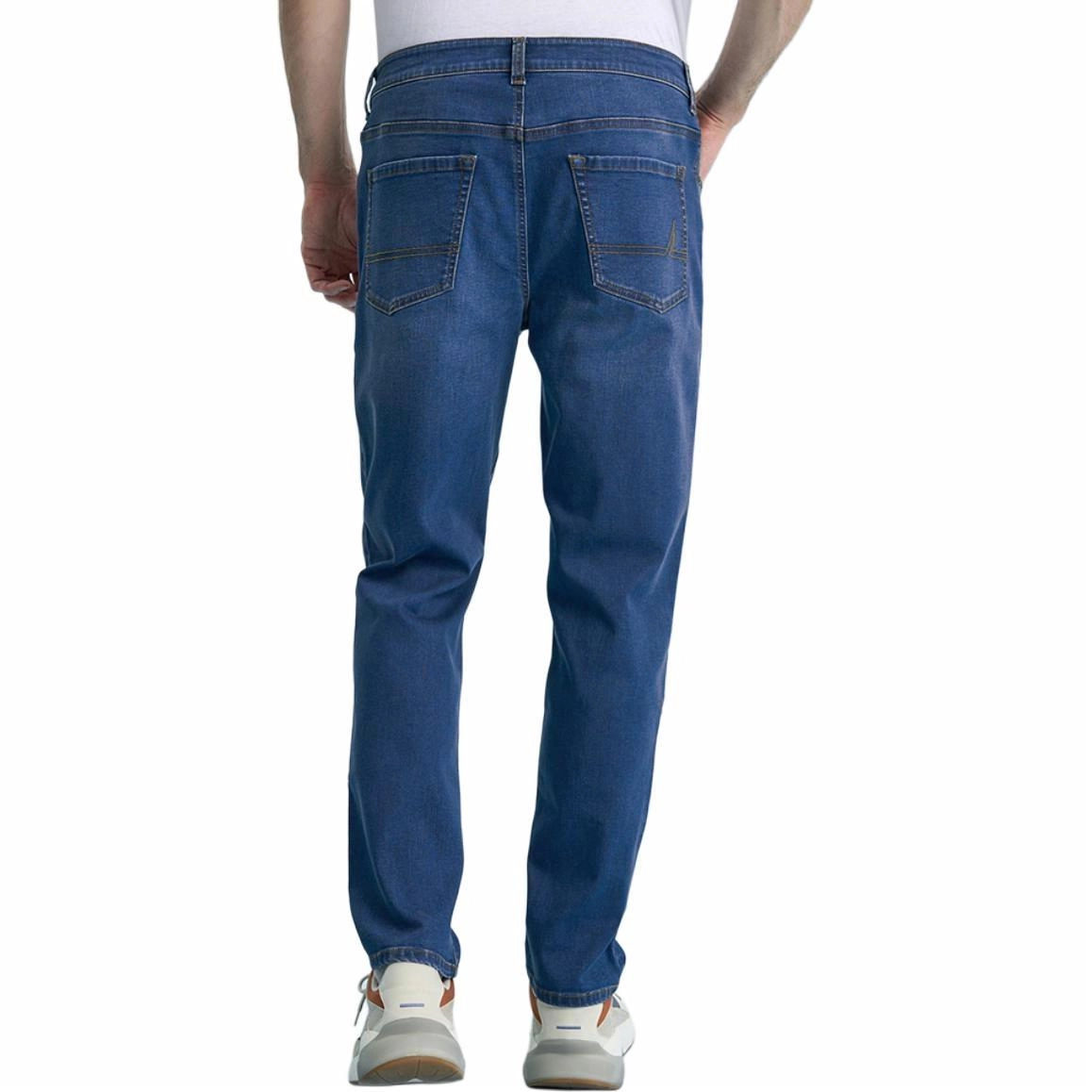 NAUTICA Mainline