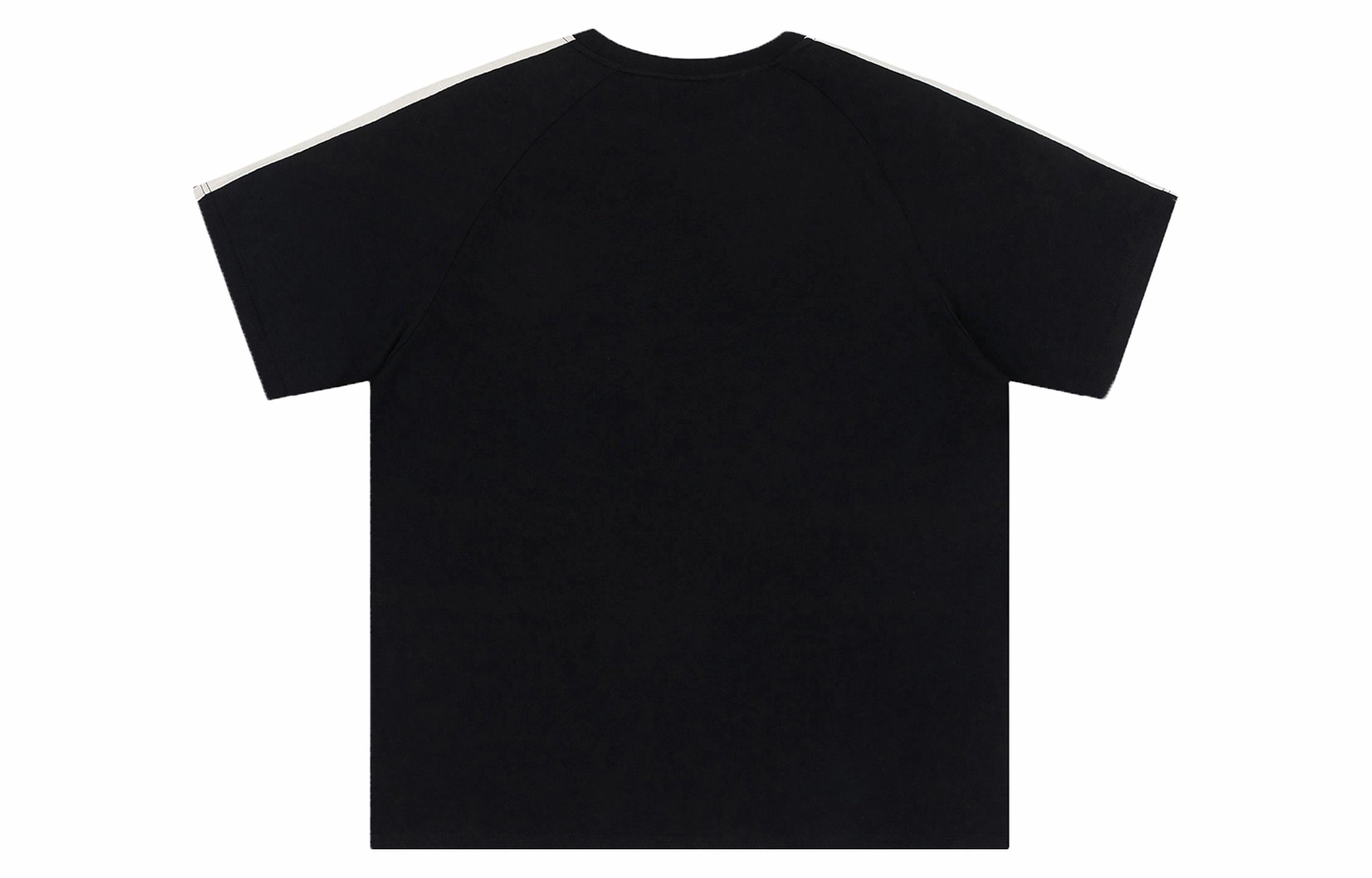 URBAN AUTHENTIC T