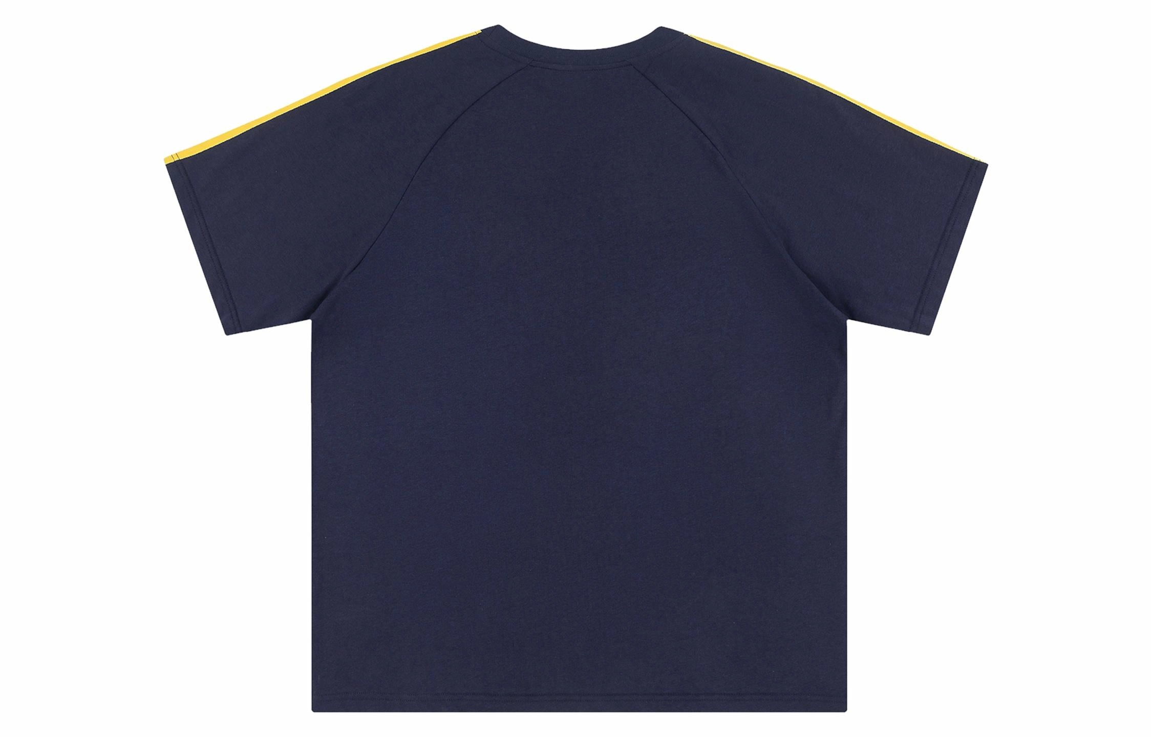 URBAN AUTHENTIC T