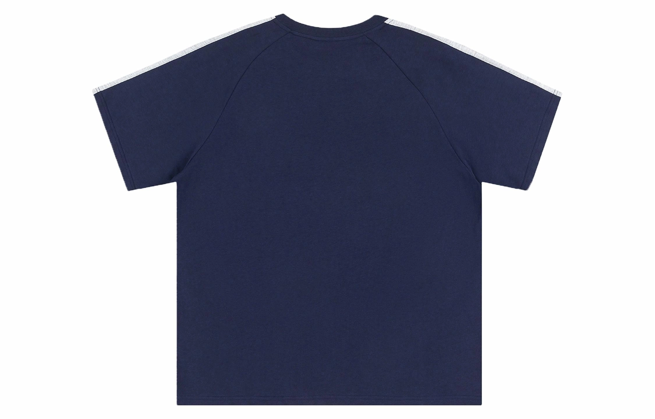 URBAN AUTHENTIC T