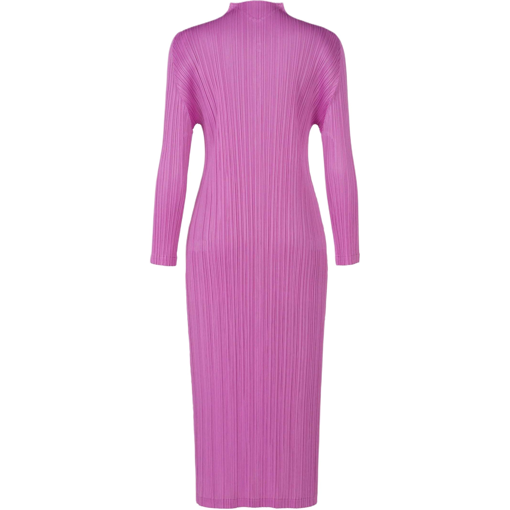PLEATS PLEASE ISSEY MIYAKE