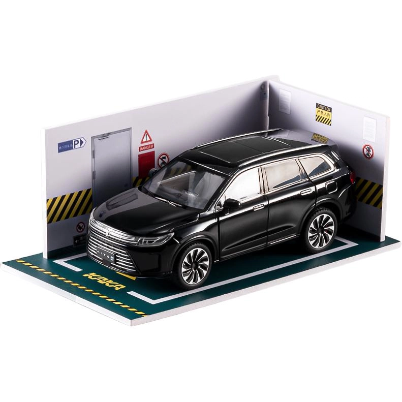 M7SUV124