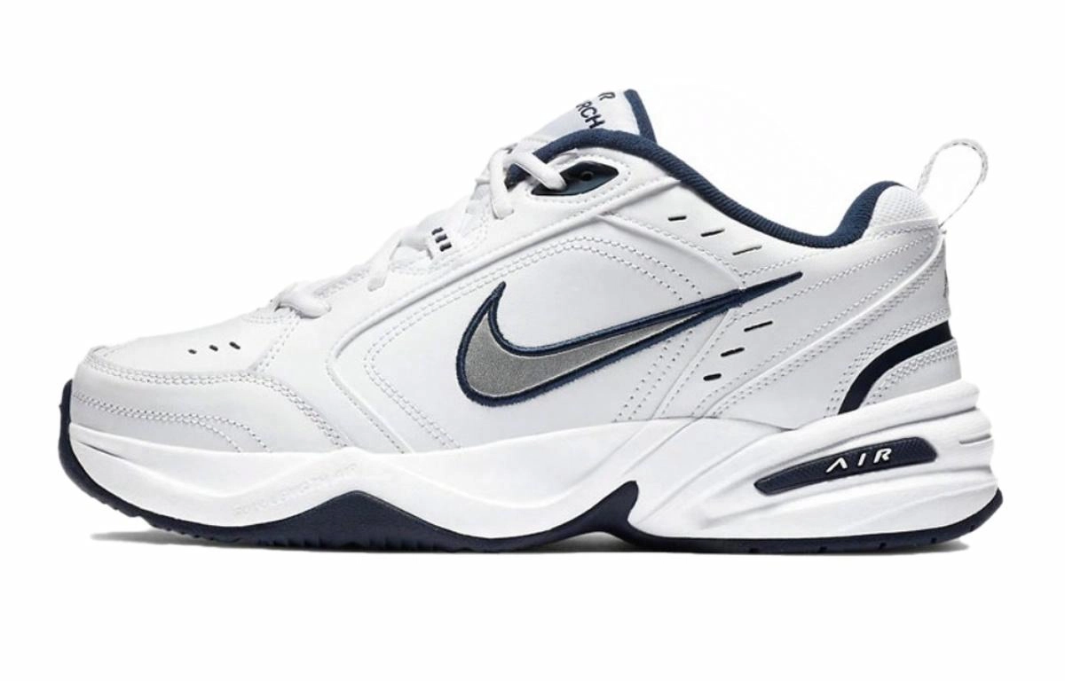 Nike Air Monarch 4