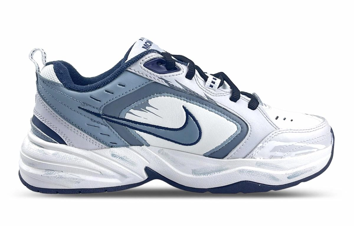 Nike Air Monarch 4