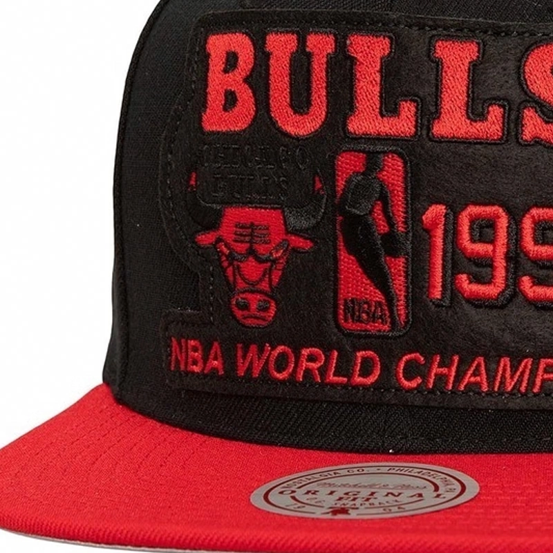 Mitchell Ness Lifestyle -