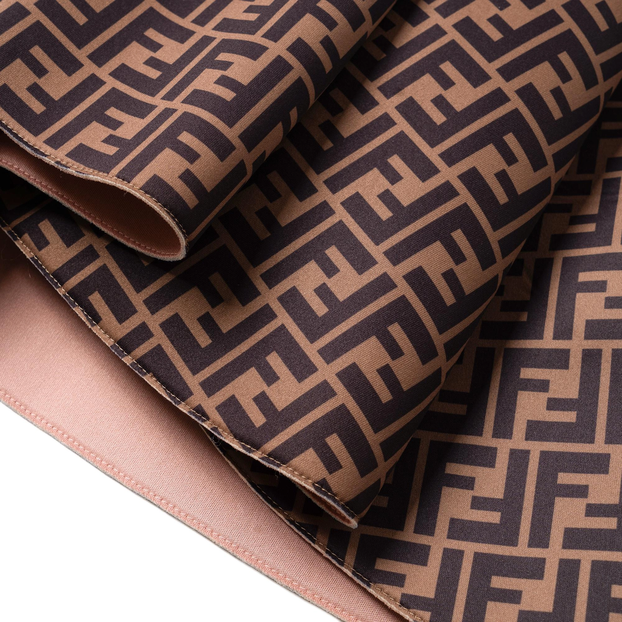 FENDI SS22 Logo