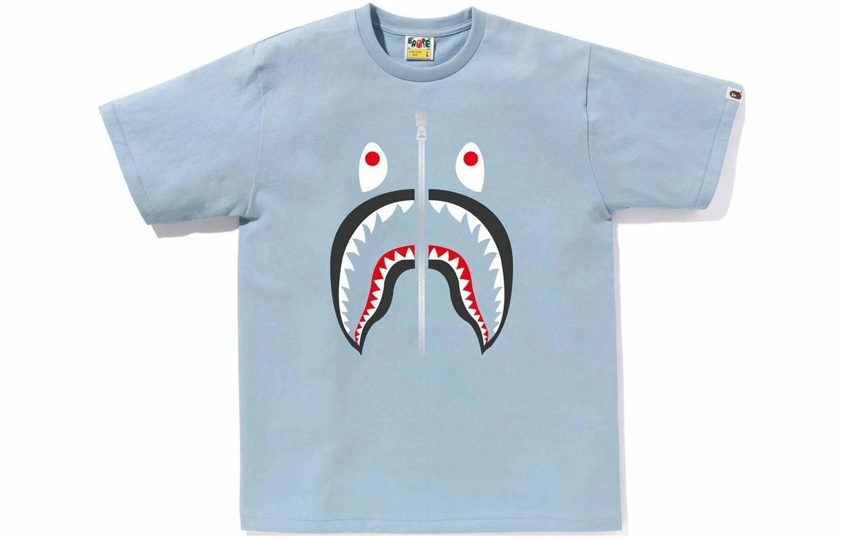 A BATHING APE T