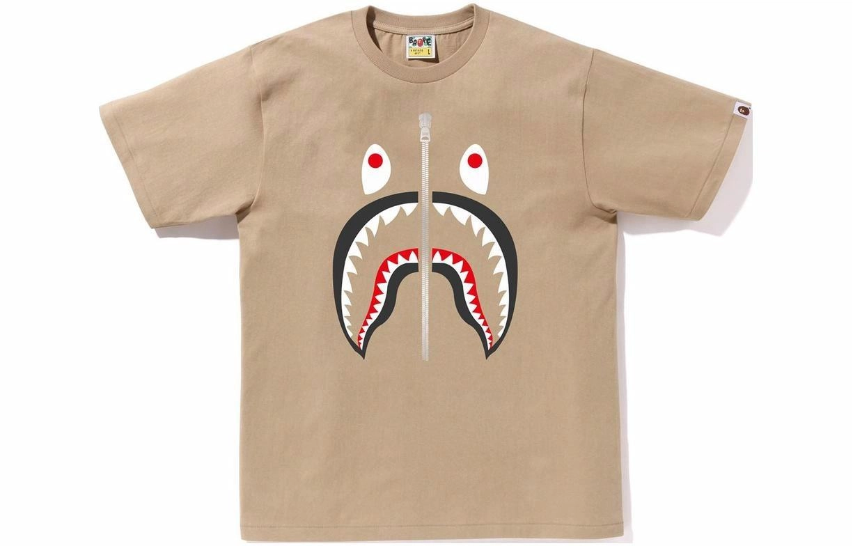 A BATHING APE T
