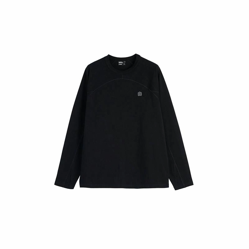 ROARINGWILD T