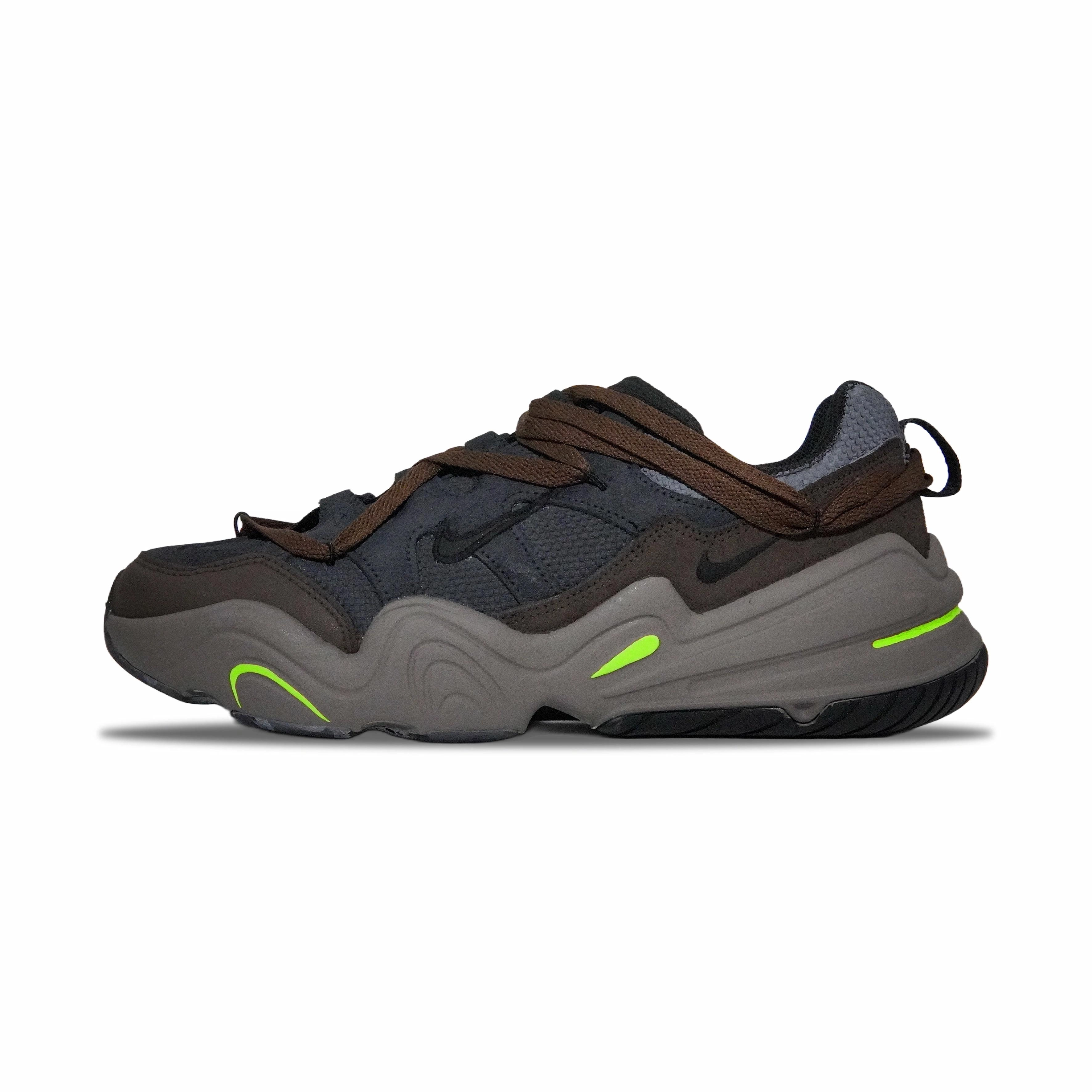 Nike Tech Hera