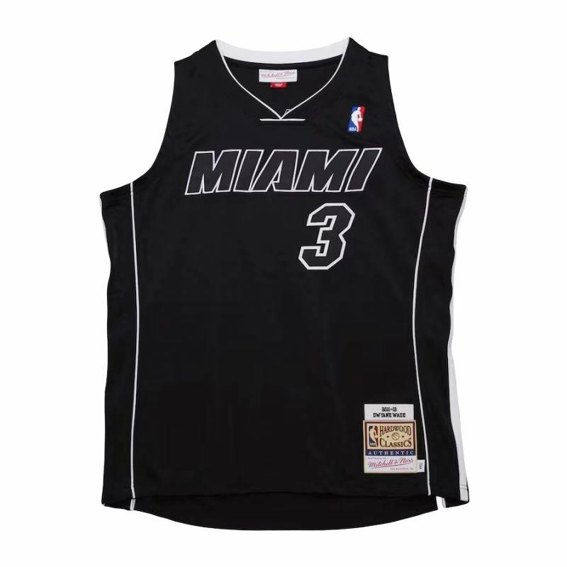 Mitchell Ness x NBA T