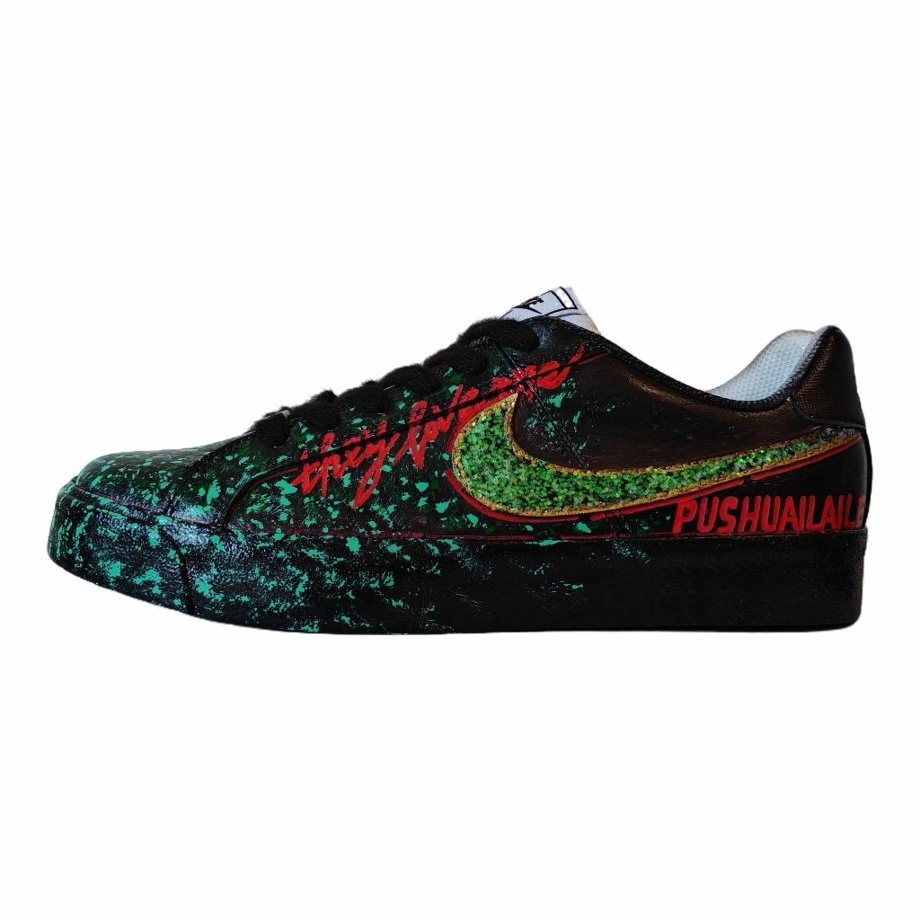 Nike Court Royale 2