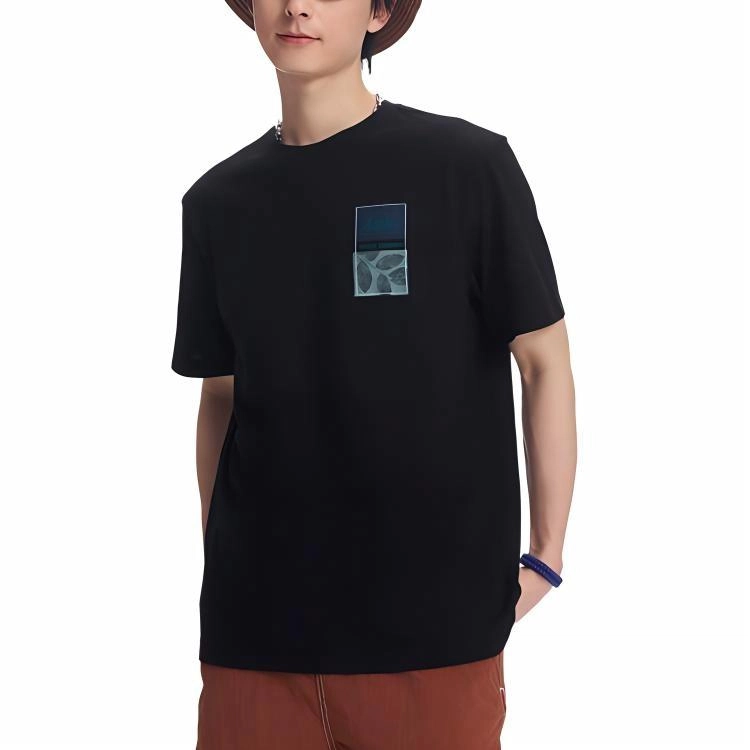 Lee T