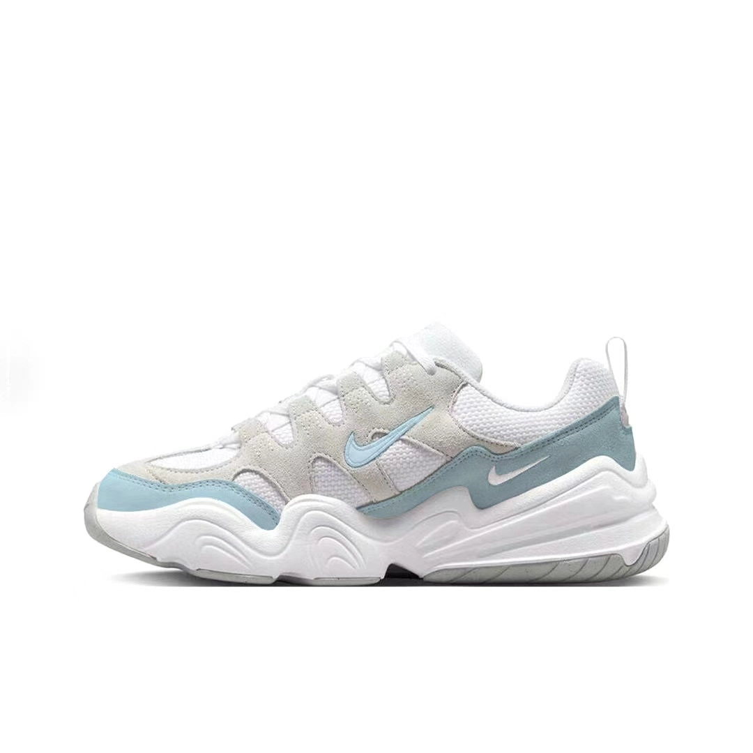 Nike Tech Hera