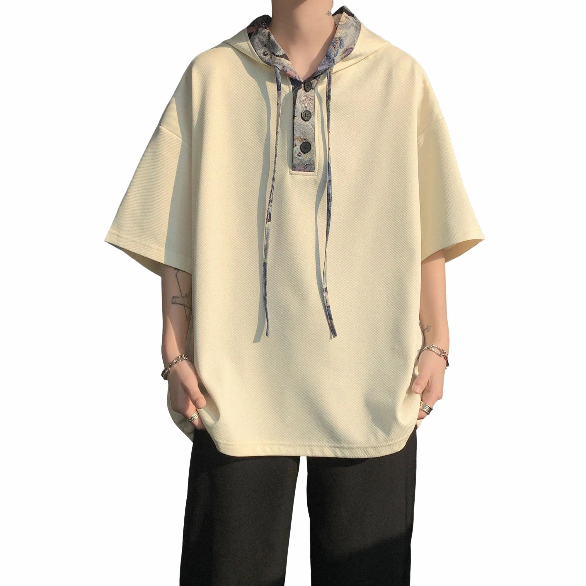URBAN AUTHENTIC T