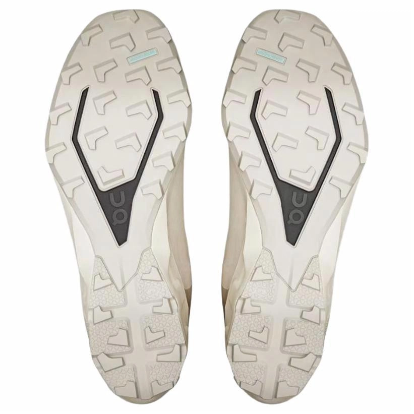 POST ARCHIVE FACTION (PAF) x On Cloudventure Peak