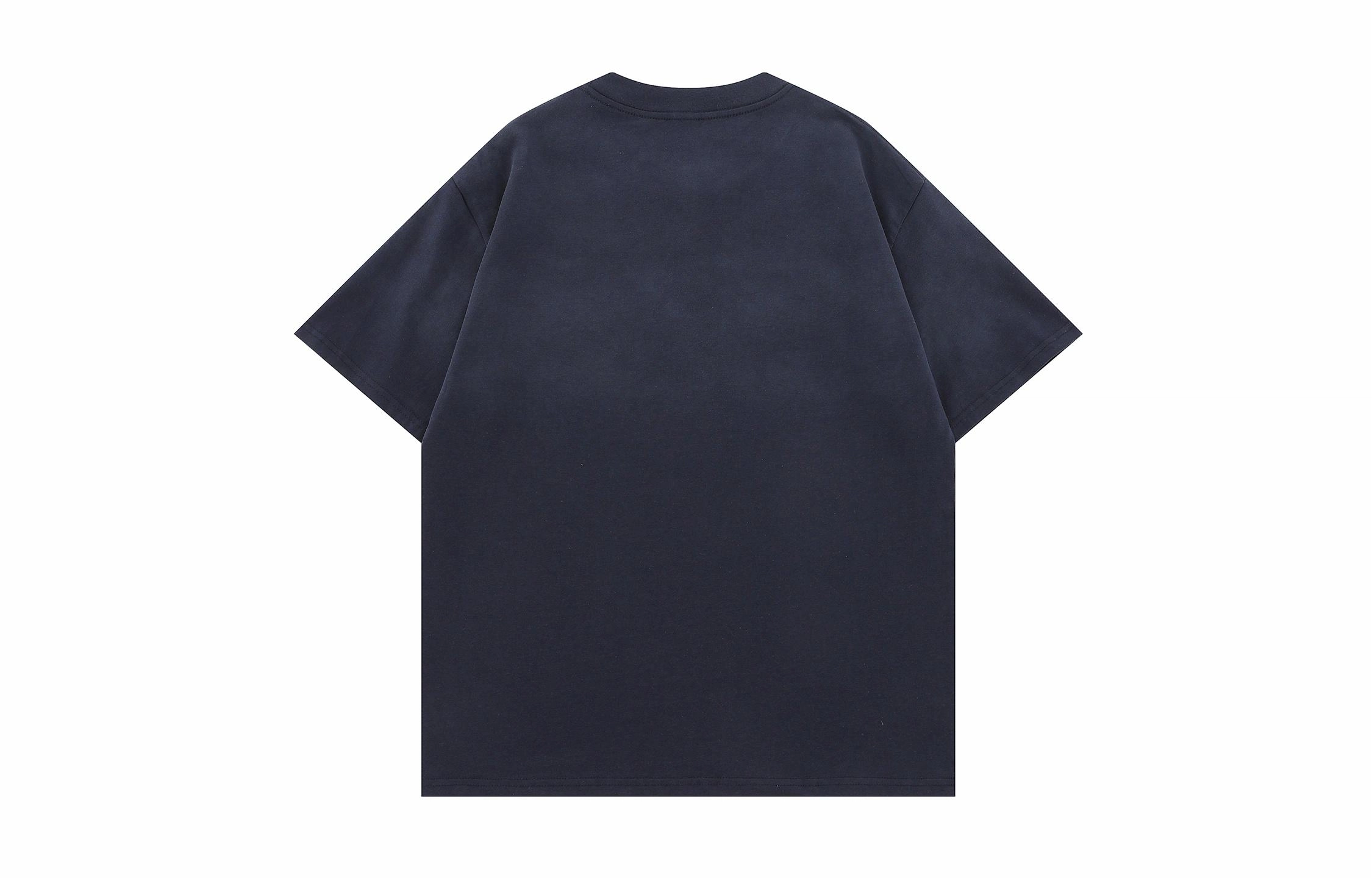 URBAN AUTHENTIC T