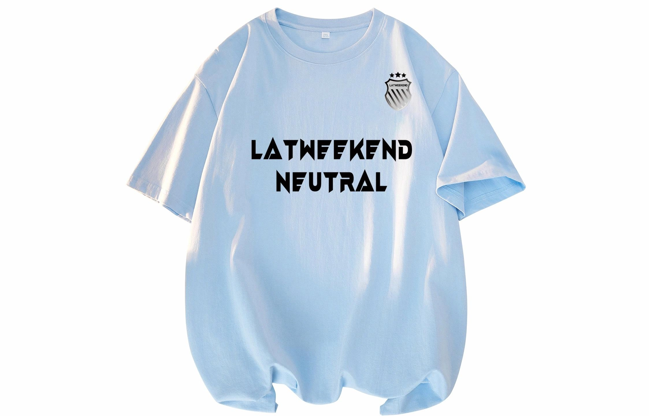 LA'T.WEEKEND LogoT