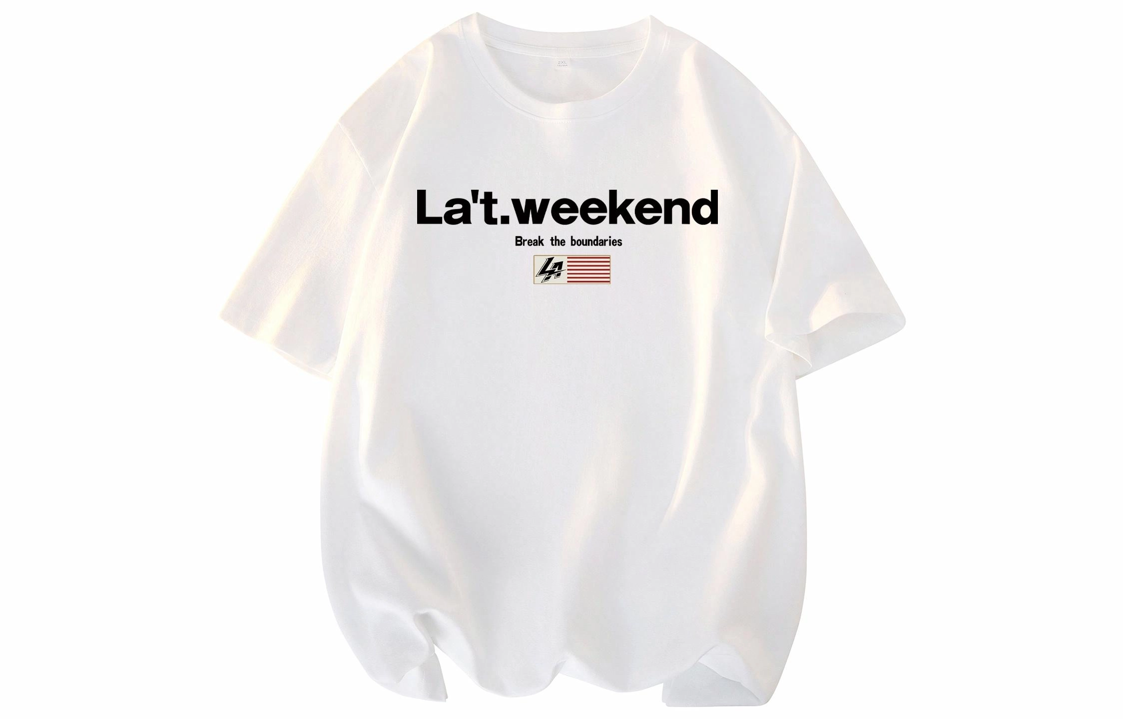 LA'T.WEEKEND LogoT