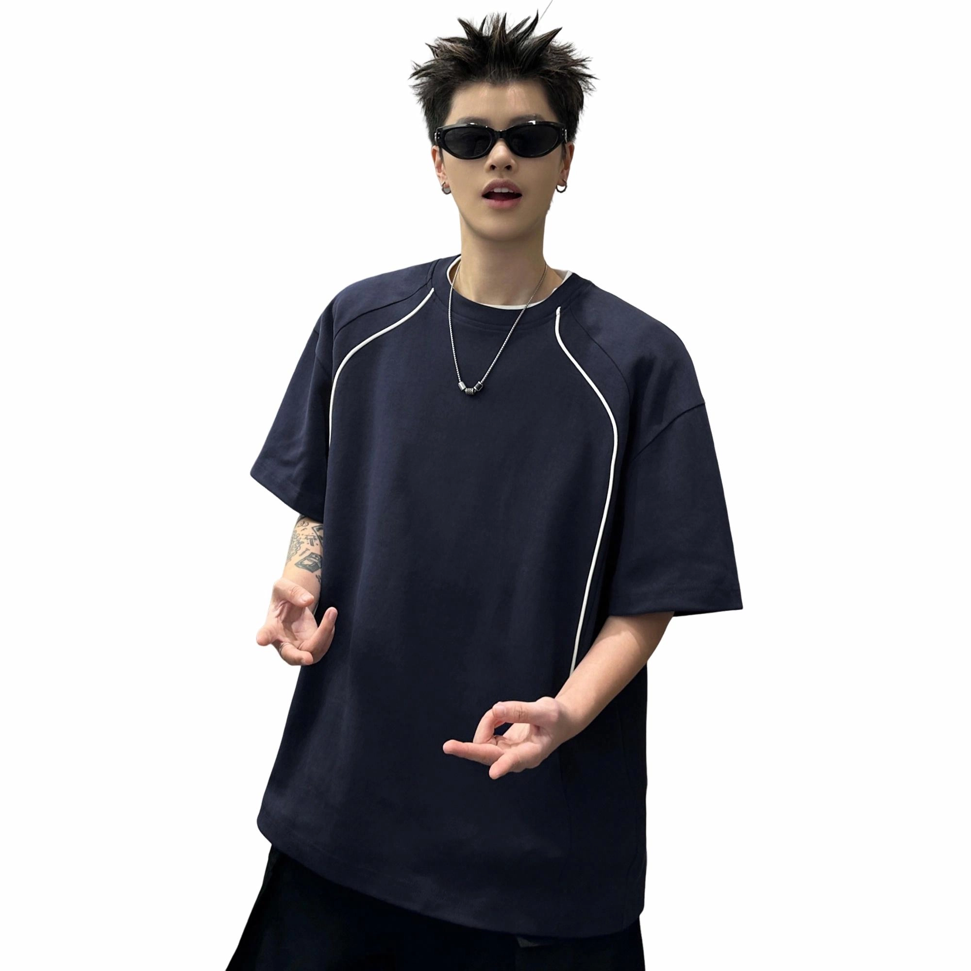 URBAN AUTHENTIC T