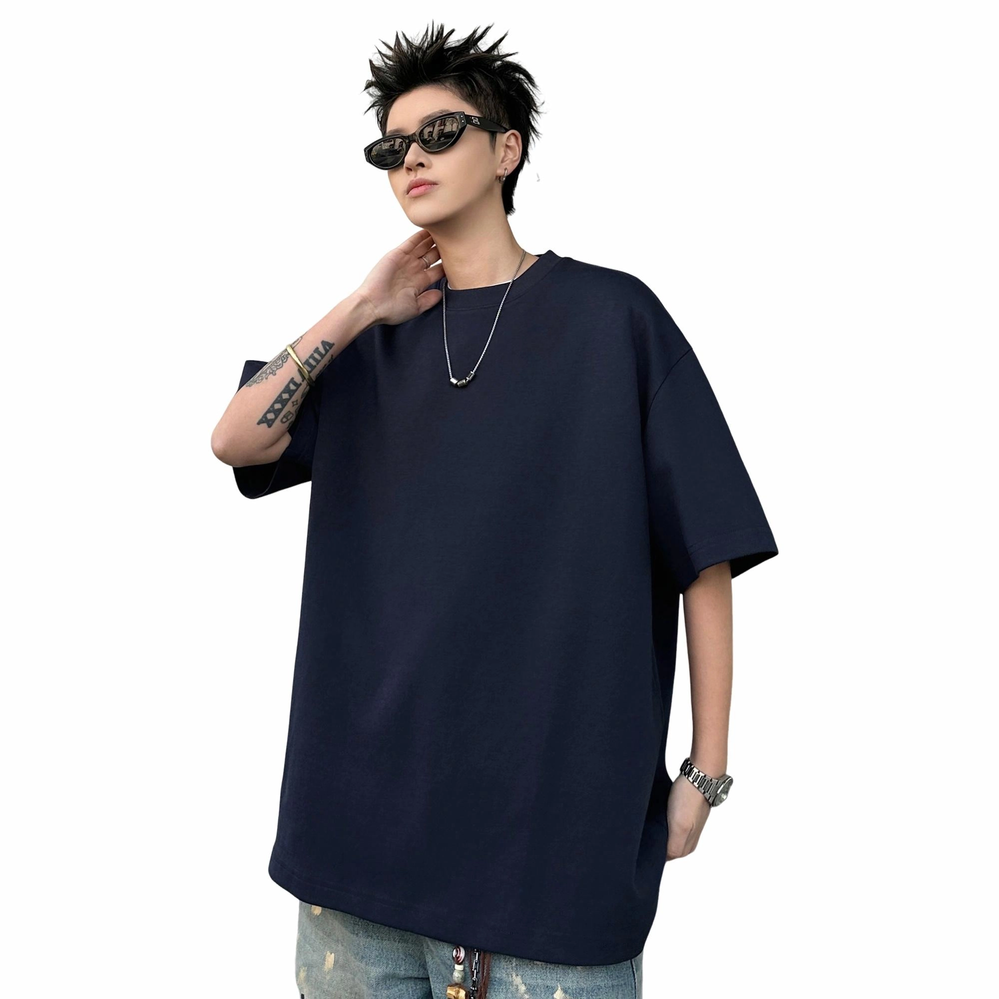 URBAN AUTHENTIC T