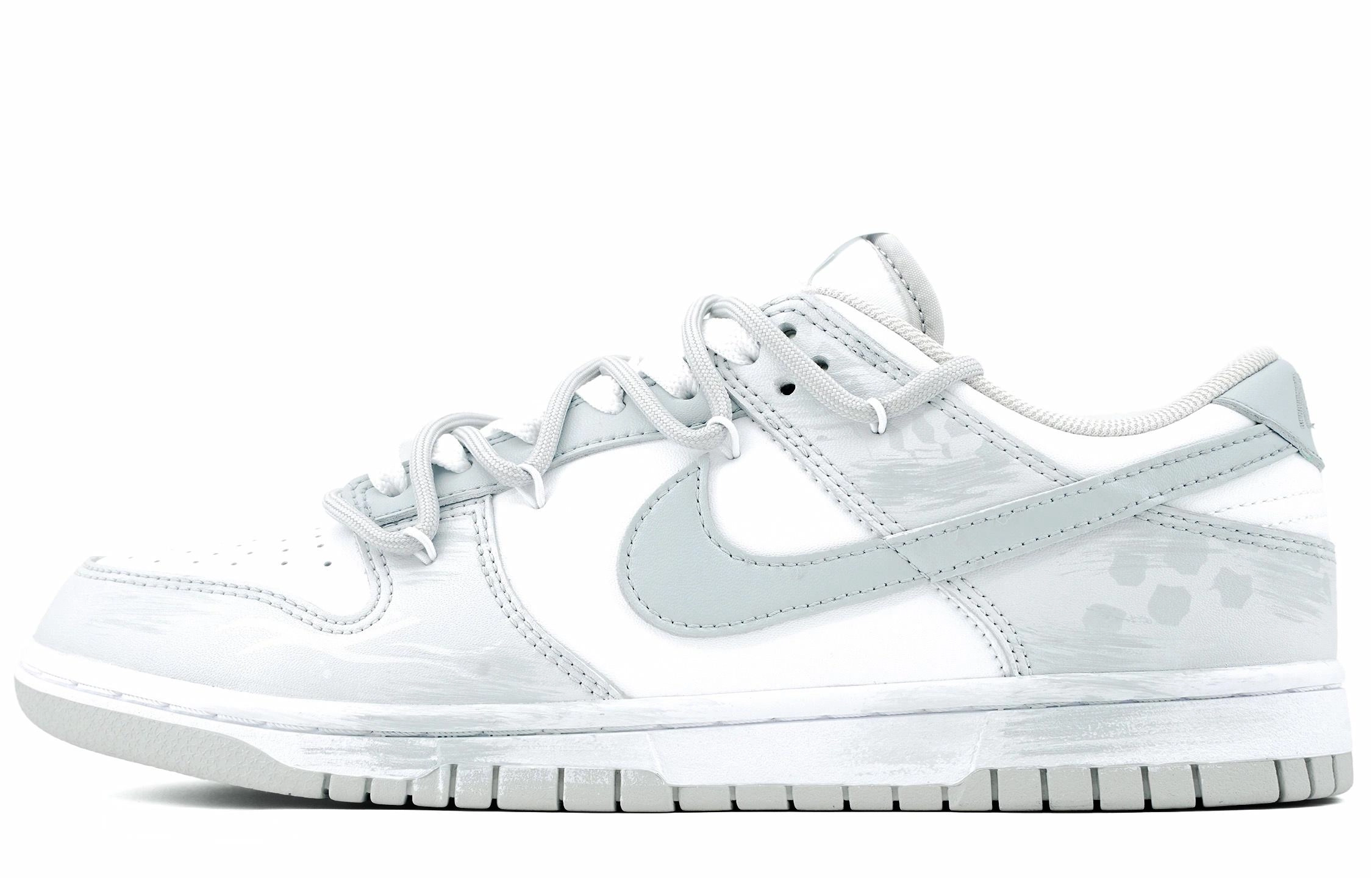 Nike Dunk Low Retro Vibe