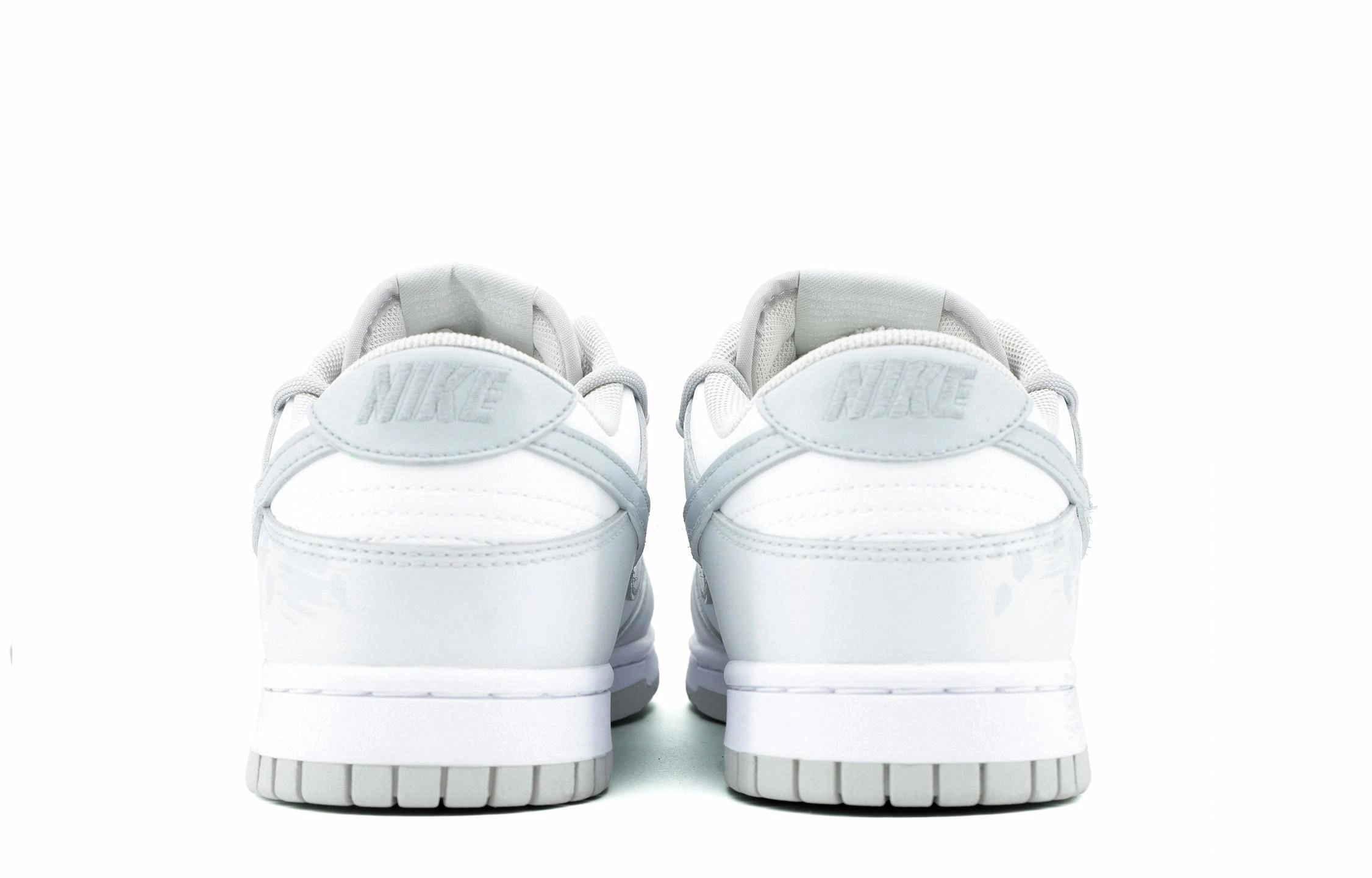 Nike Dunk Low Retro Vibe