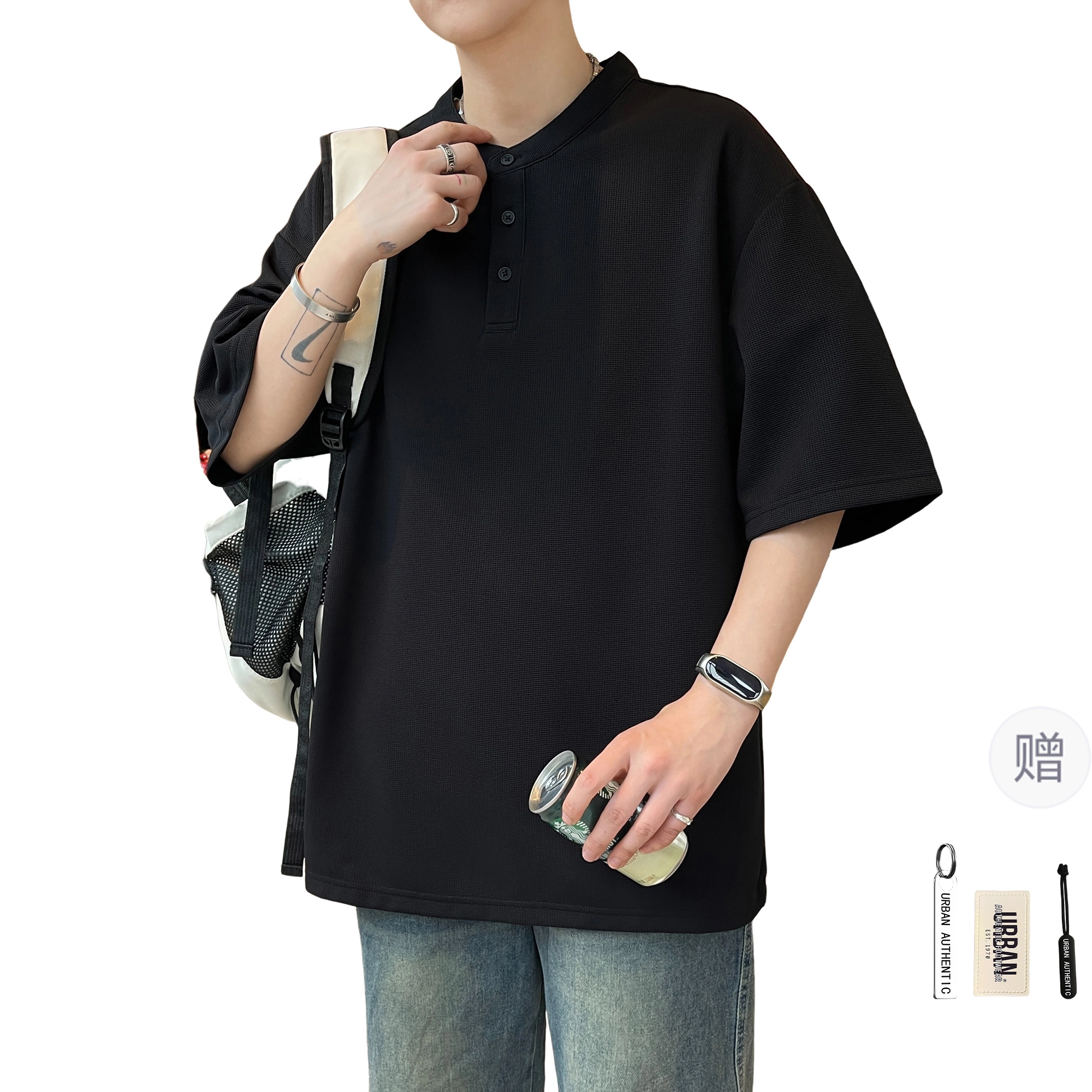 URBAN AUTHENTIC T