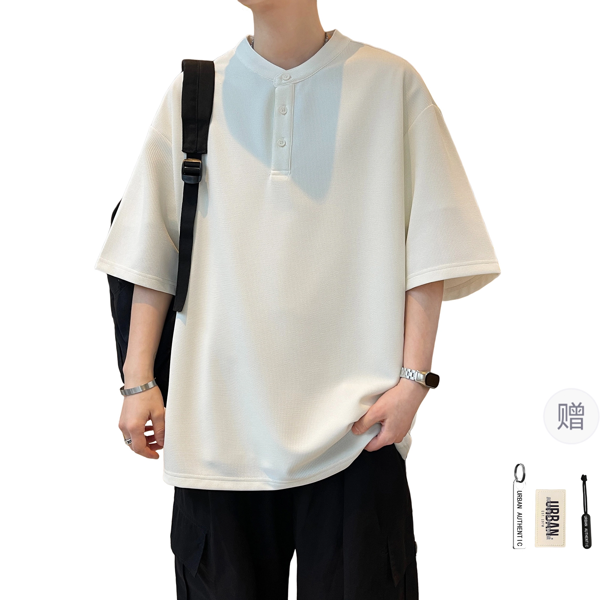 URBAN AUTHENTIC T
