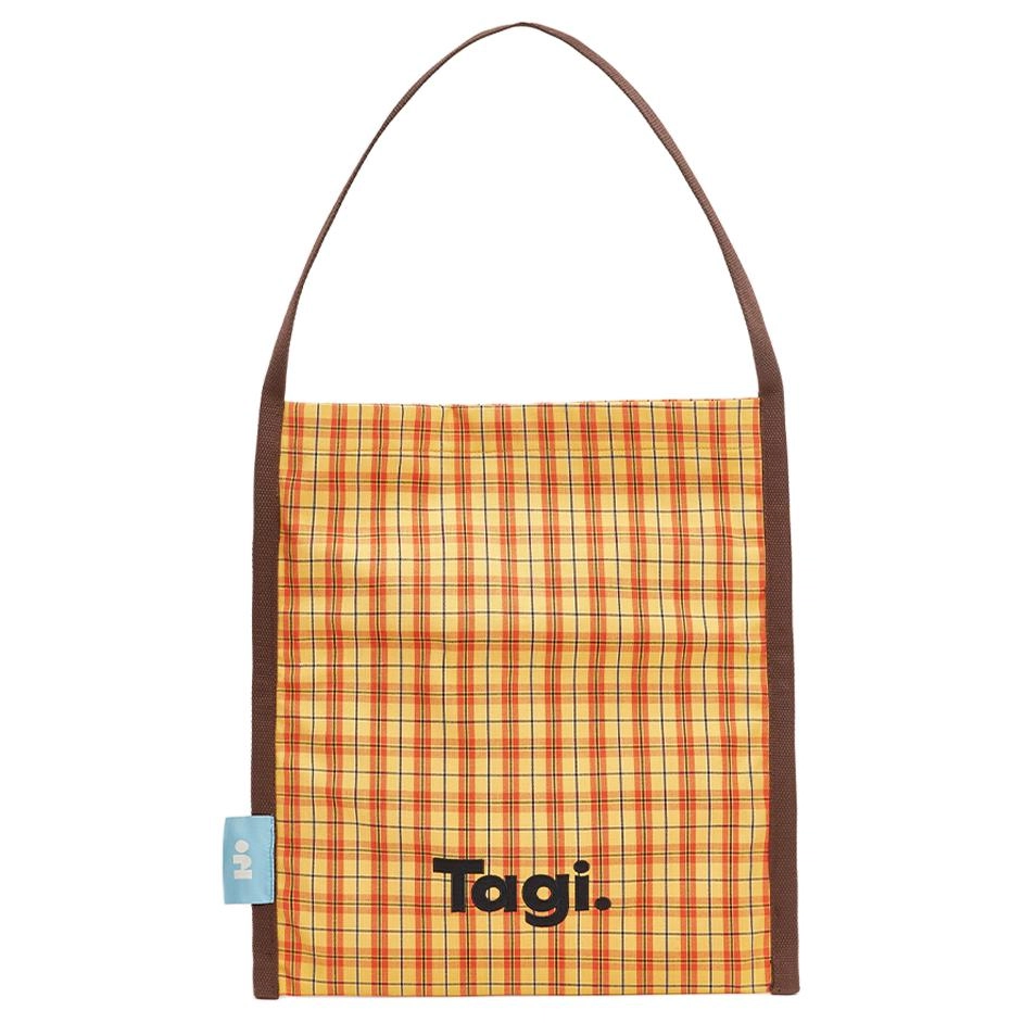 Tagi.