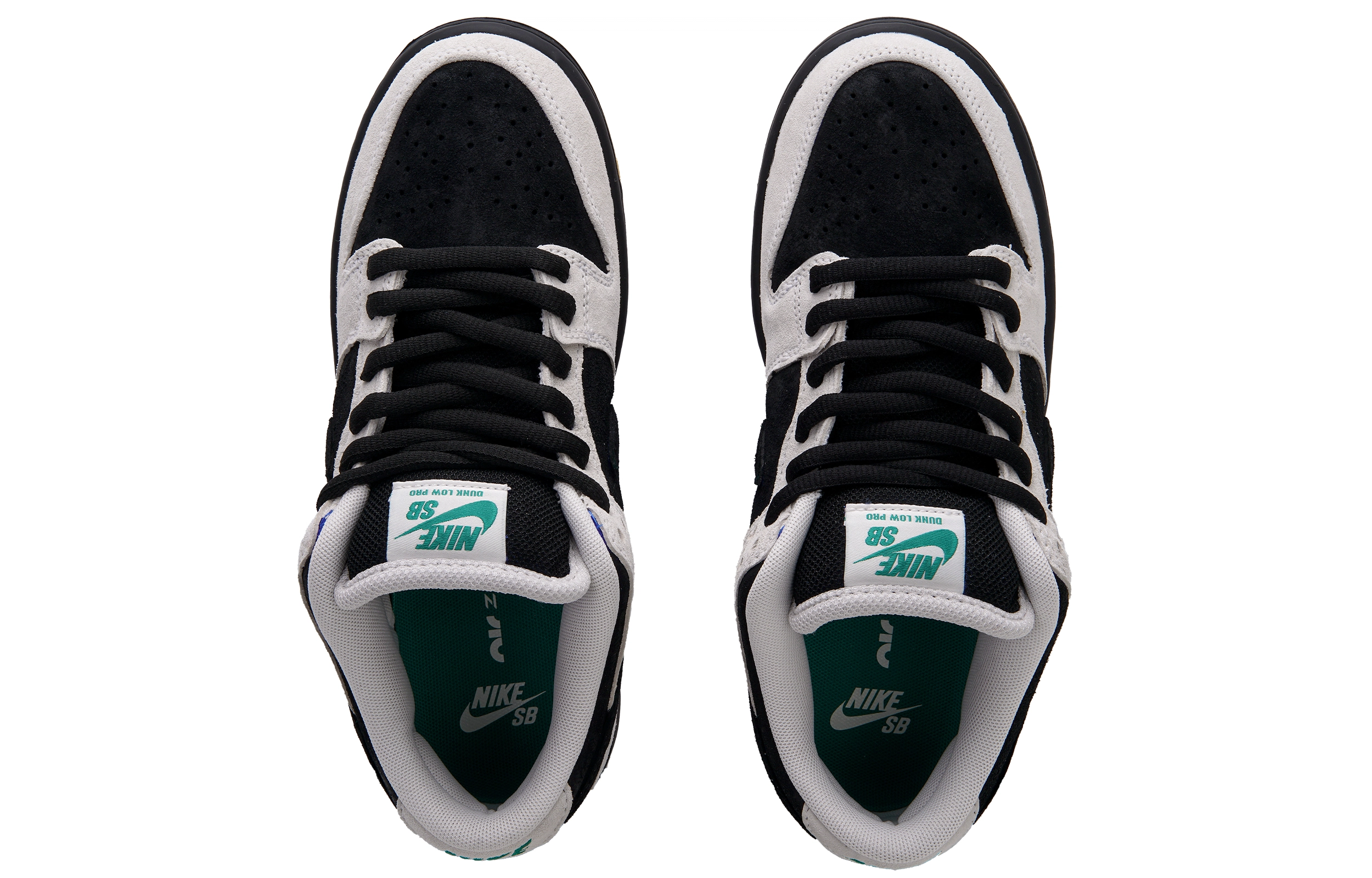 Nike Dunk SB "Black Pigeon"