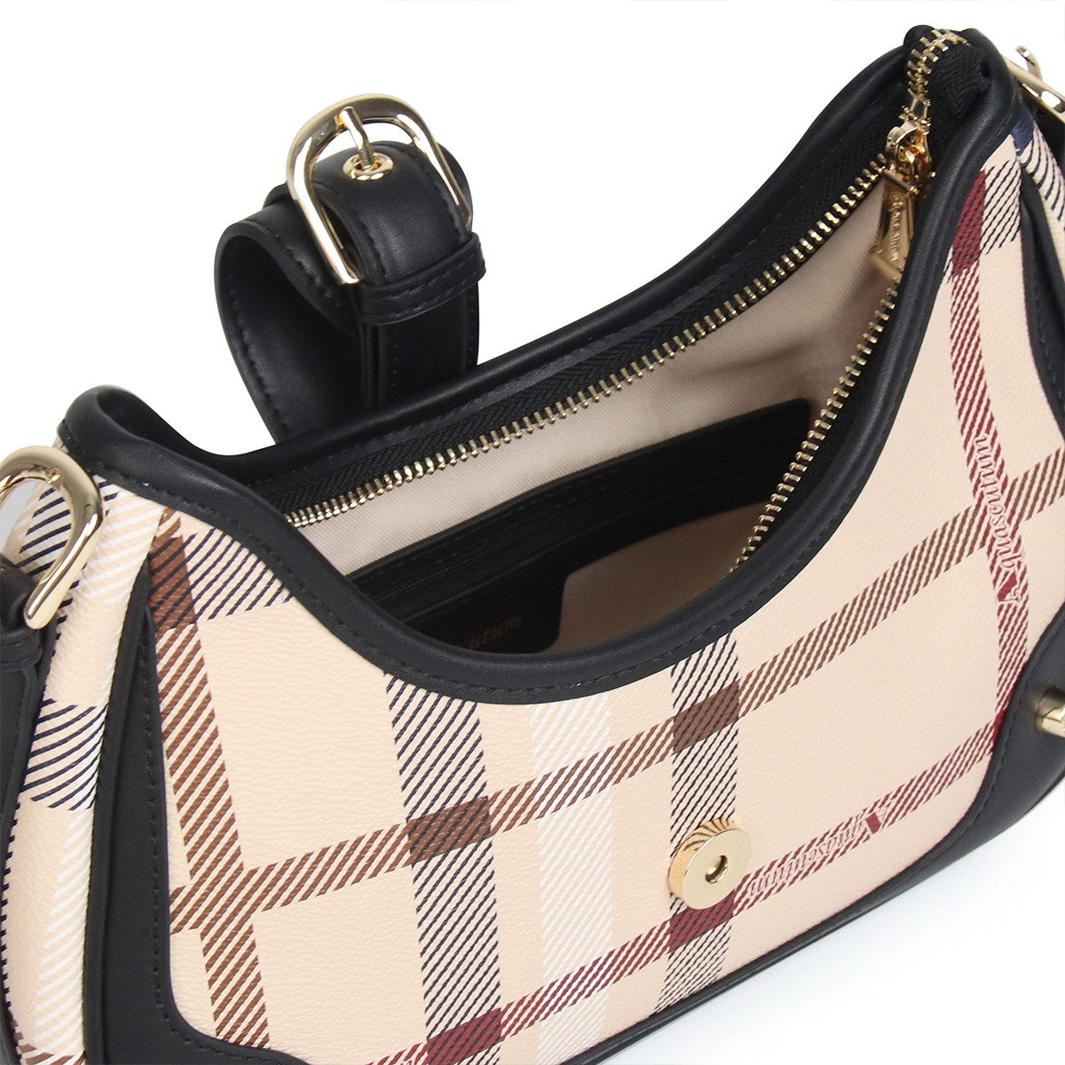 AQUASCUTUM PVC
