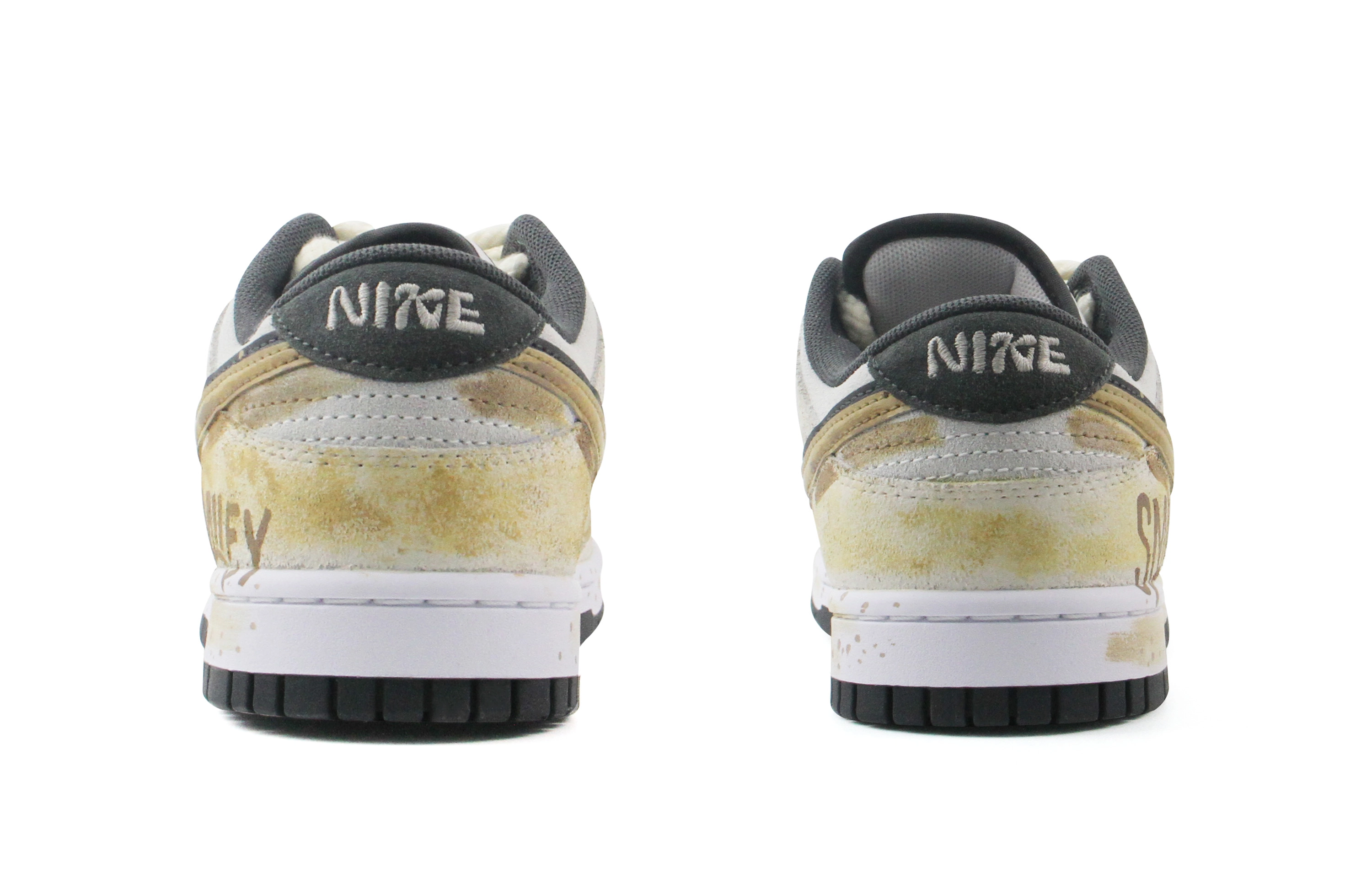 Nike Dunk Low Double Swoosh