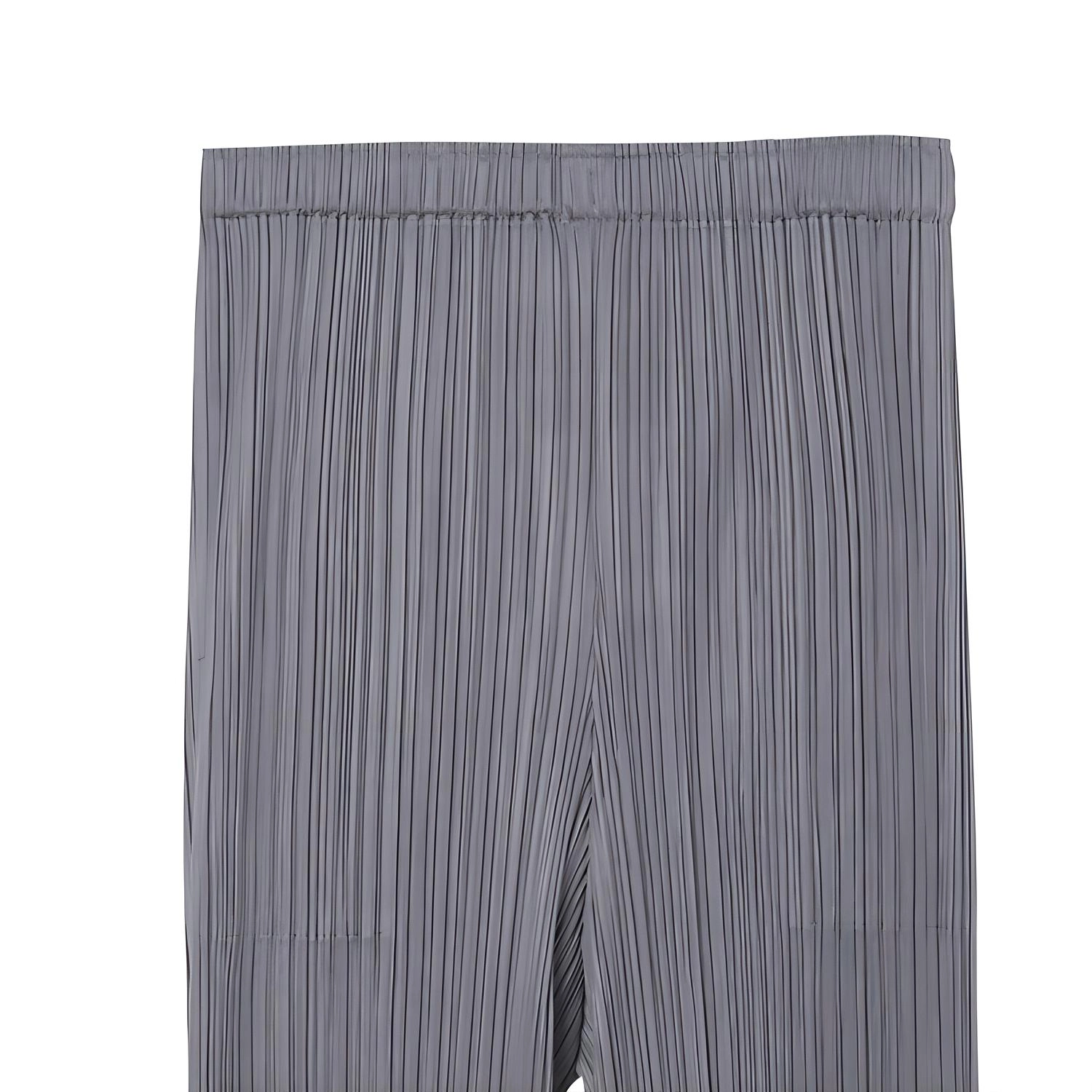 PLEATS PLEASE ISSEY MIYAKE