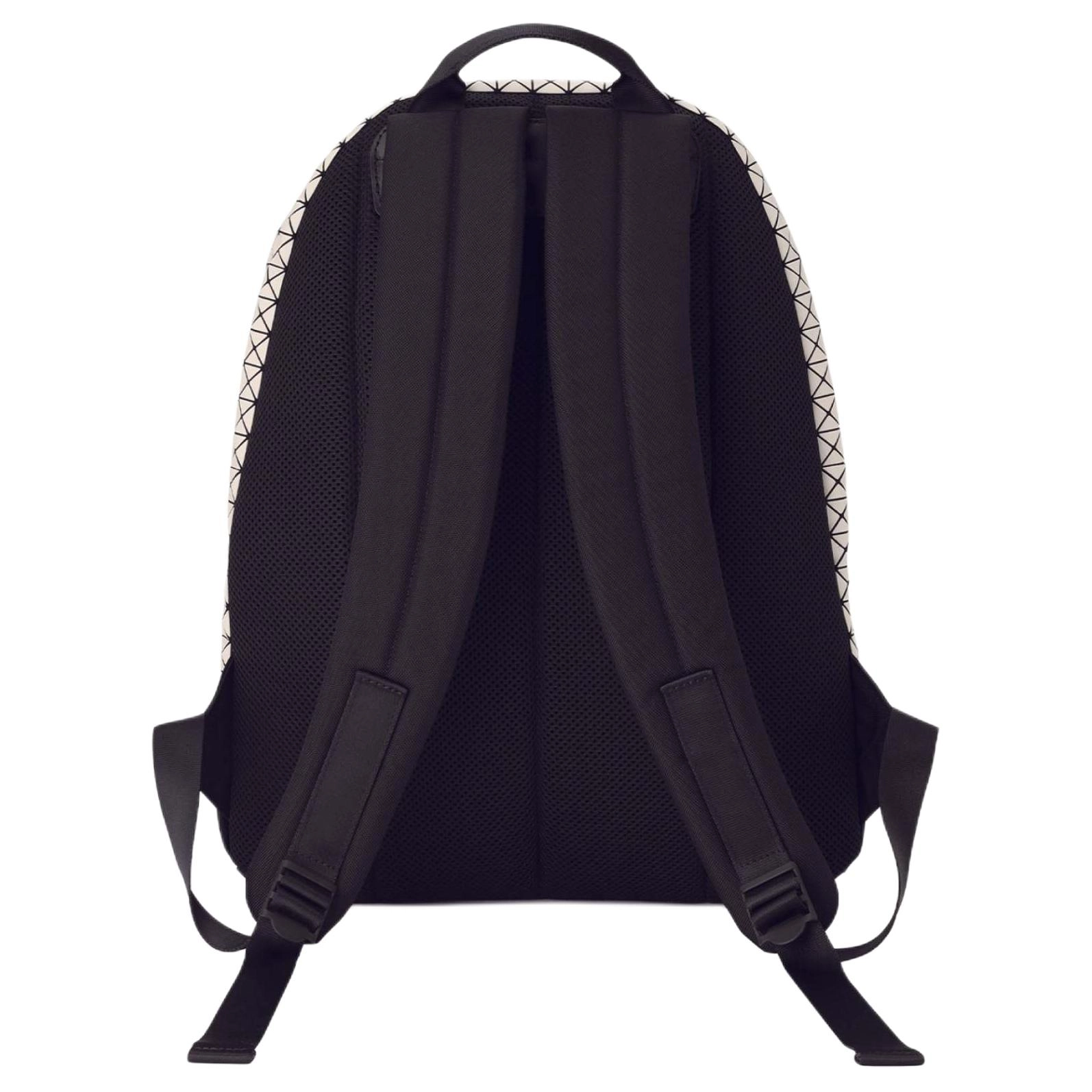 ISSEY MIYAKE Kuro