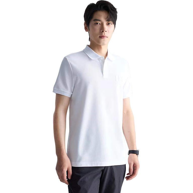 LESS IS MORE LOGOPolo