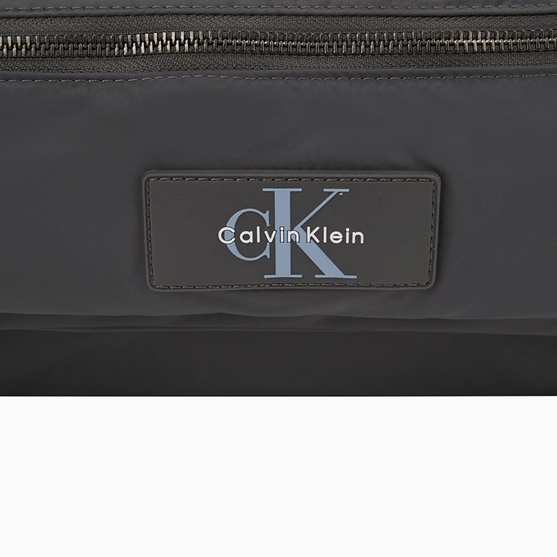 CALVIN KLEIN