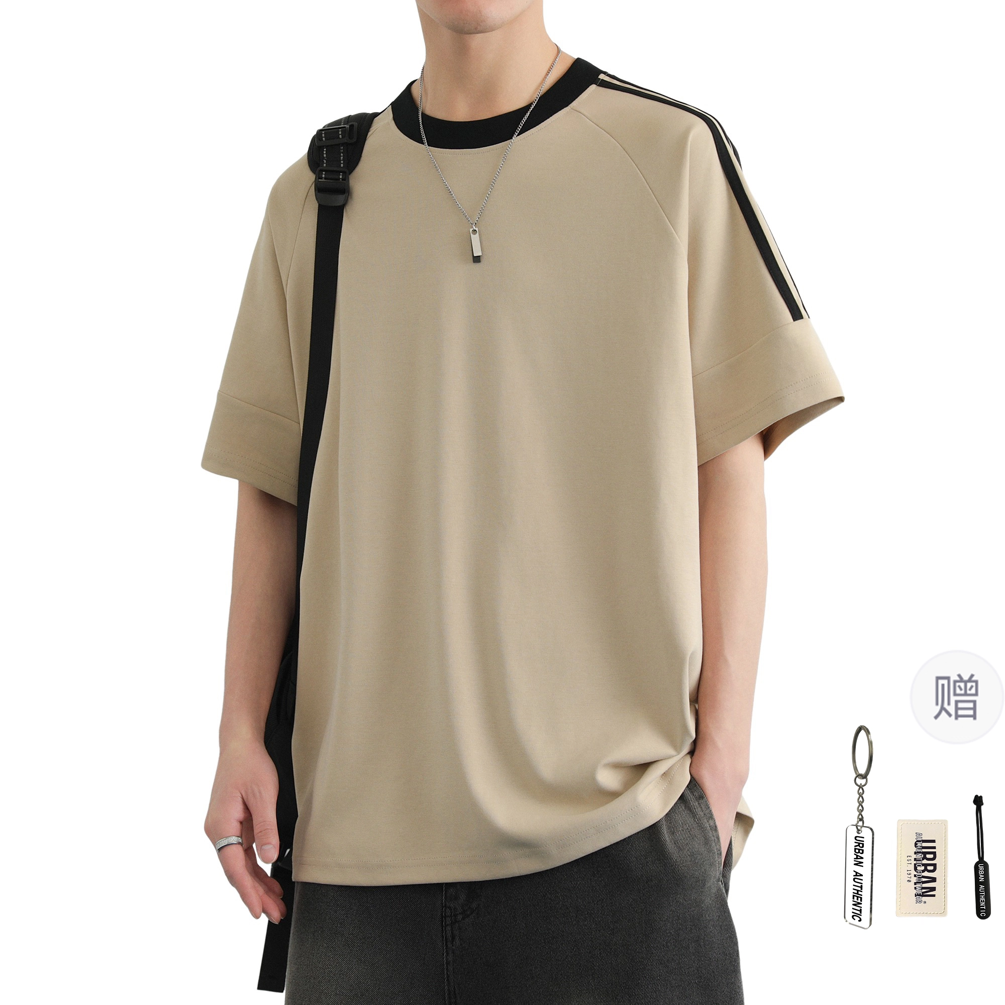 URBAN AUTHENTIC T